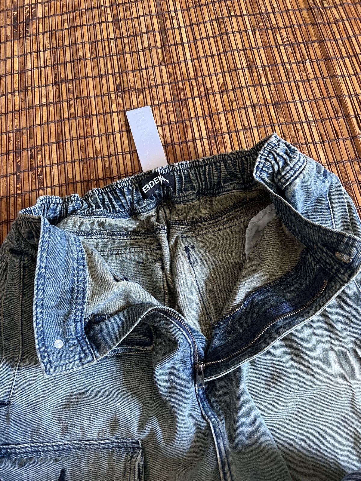 EB Denim EB Denim Cargo Pants in Light Blue Wash Denim New with Tags Size 34" / US 12 / IT 48 - 12 Thumbnail