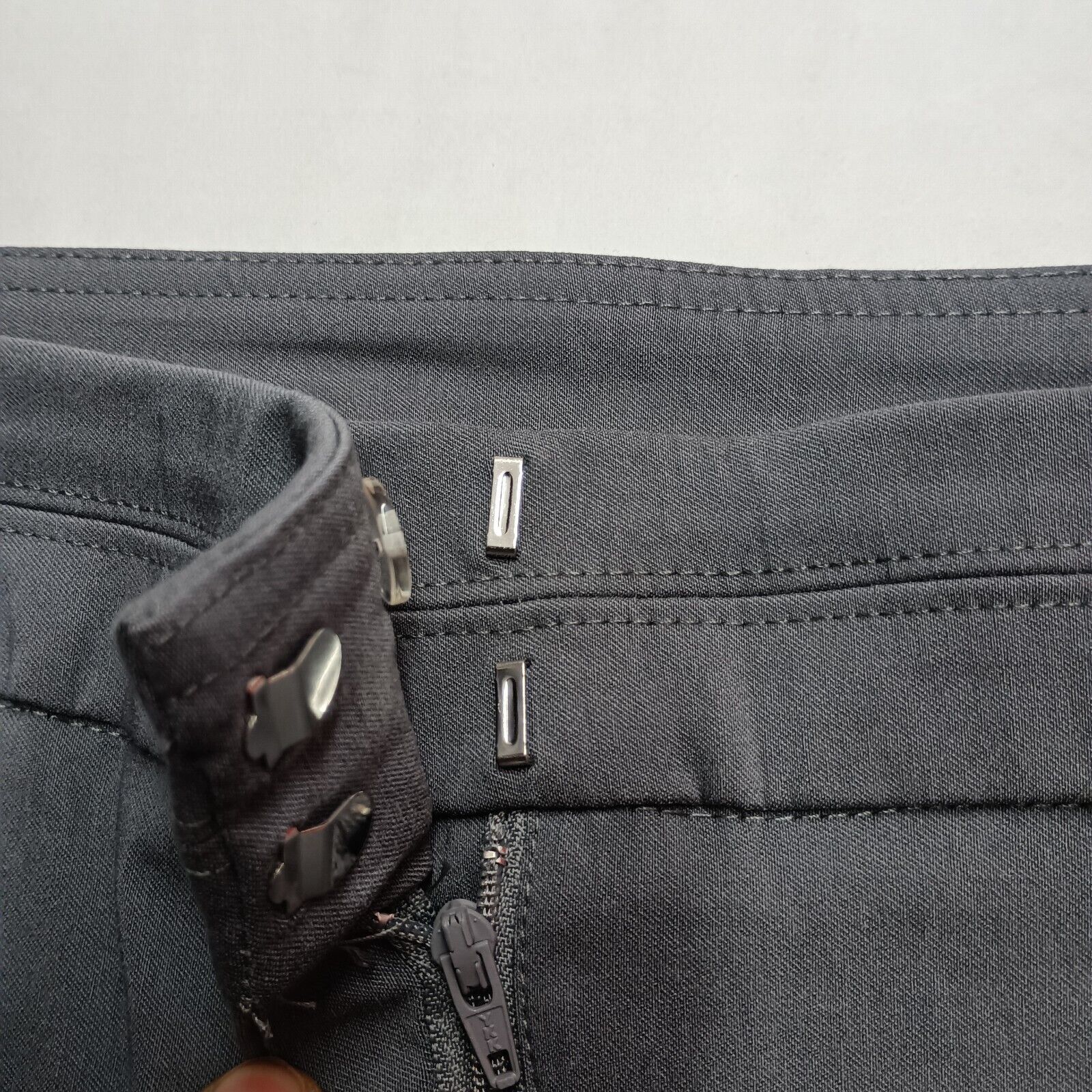 Briggs & Riley Briggs New York Women's Split Waist Pants Size 16 Gray Size 38" / US 16 / IT 52 - 6 Thumbnail