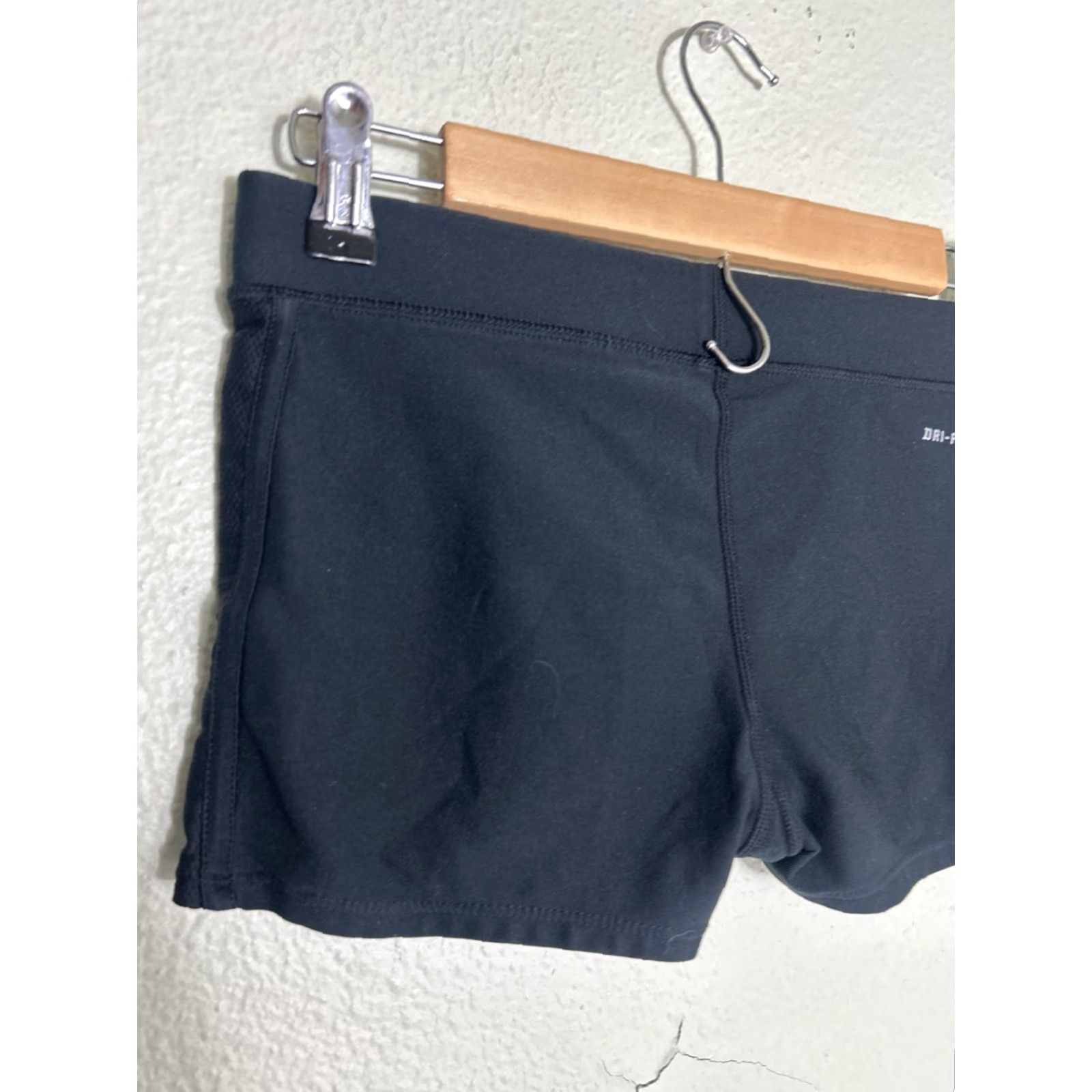 Nike Nike Women's XS Tempo 2" Running Yoga Tennis Workout Gym Shorts Black 519835 Size 26" / US 2 / IT 38 - 6 Thumbnail