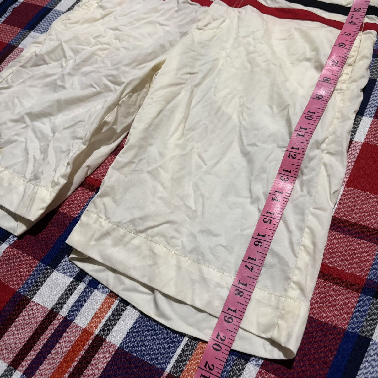 Moncler Classic Pattern Moncler Short Pants Size US 31 - 8 Thumbnail