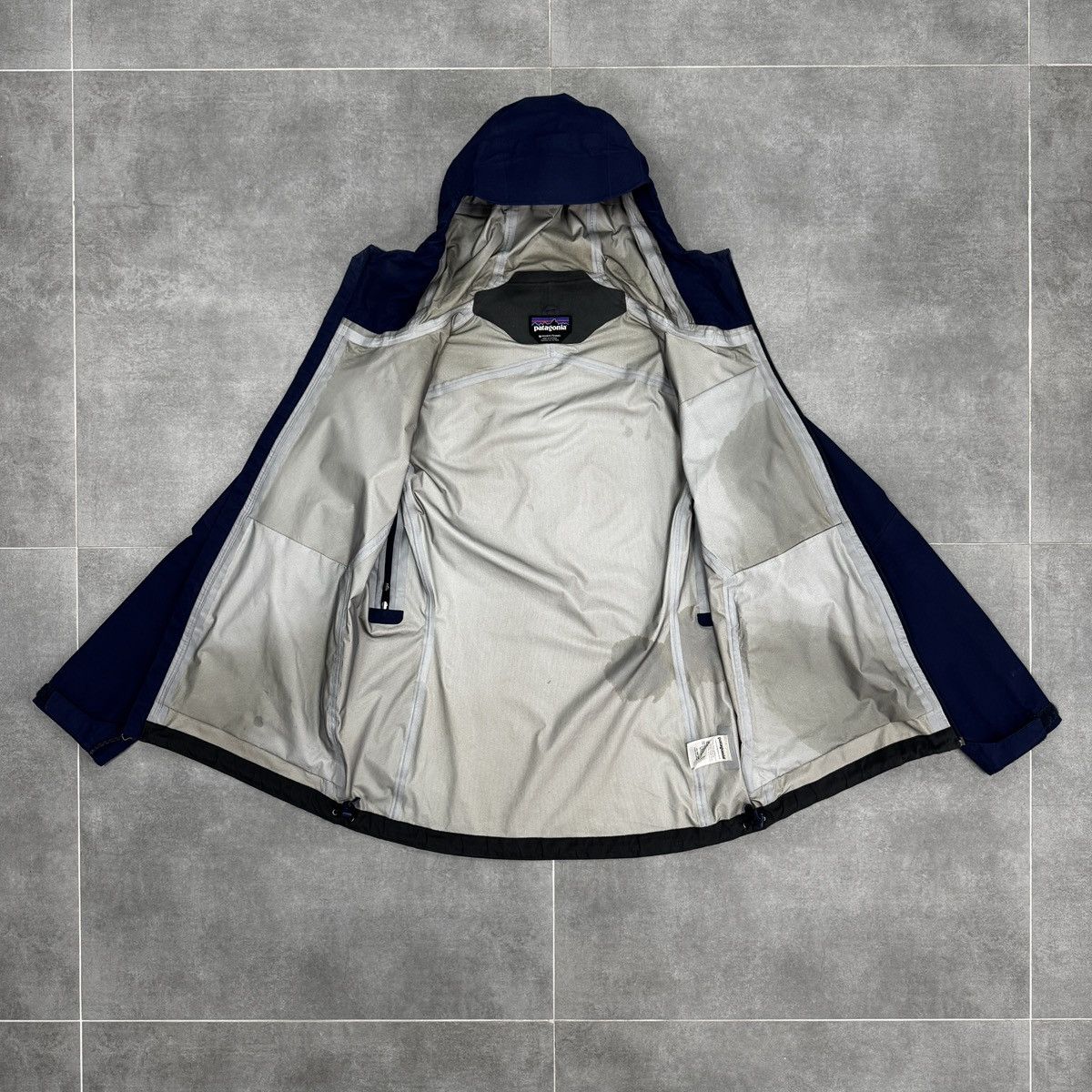 Patagonia Patagonia Waterproof Rain Women Jacket Size M Size M / US 6-8 / IT 42-44 - 11 Thumbnail