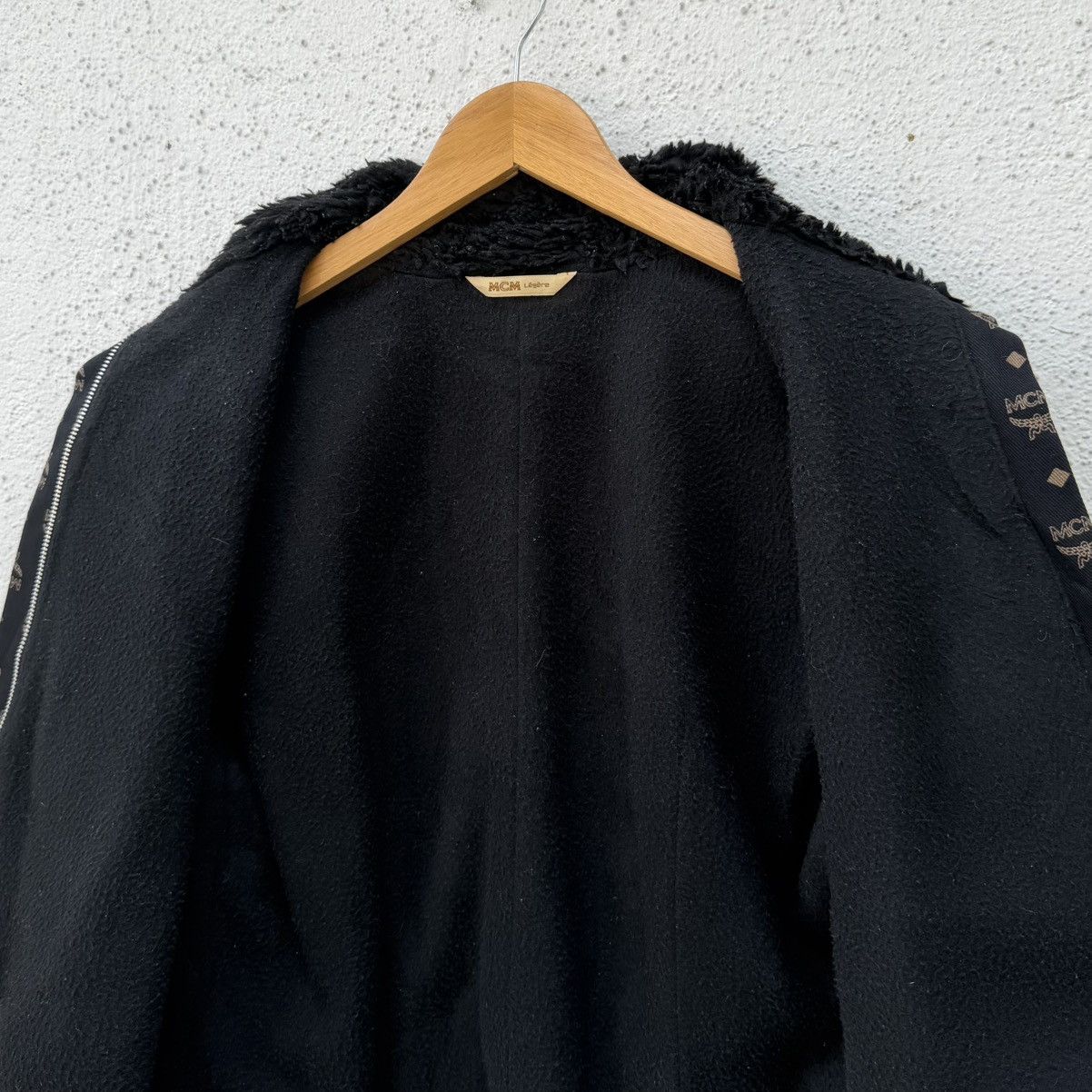 MCM MCM Legere Monogram Logo Lined Blanket Fleece Collar Jacket Size L / US 10 / IT 46 - 12 Thumbnail