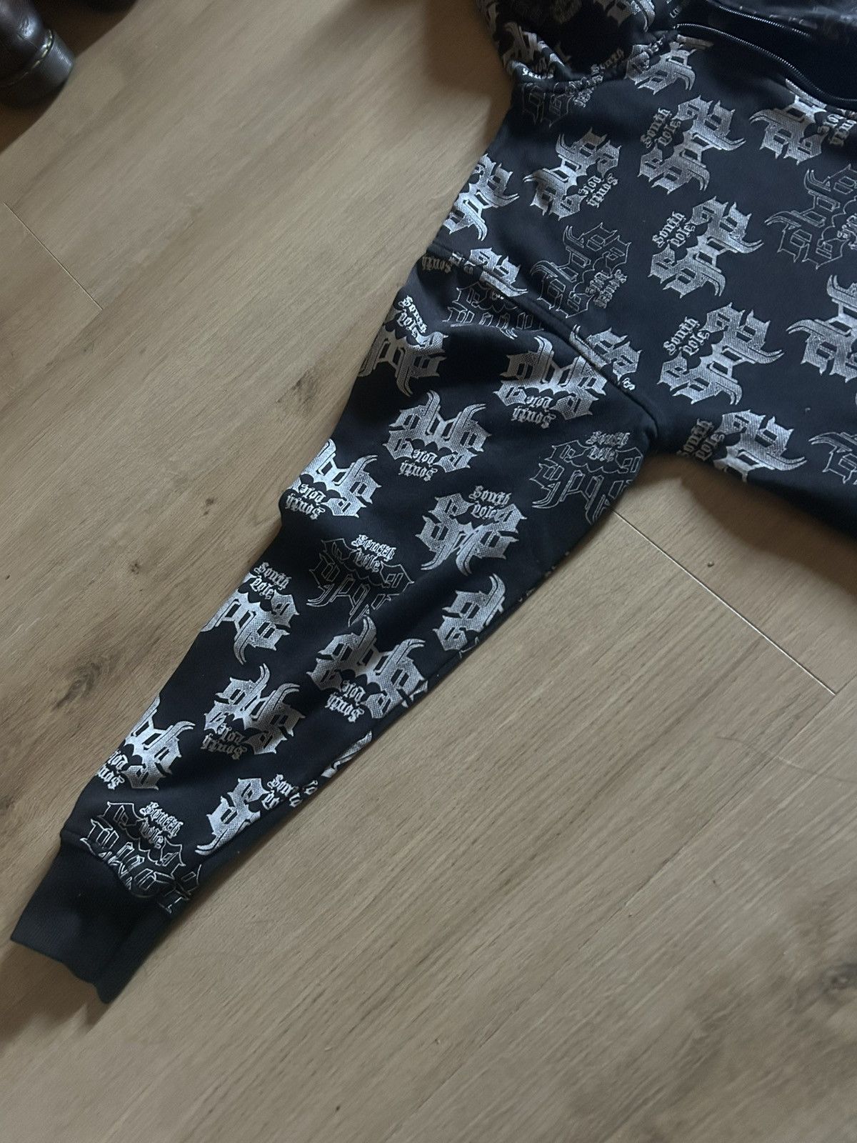 Southpole Affliction x South Pole Size XS / US 0-2 / IT 36-38 - 6 Thumbnail