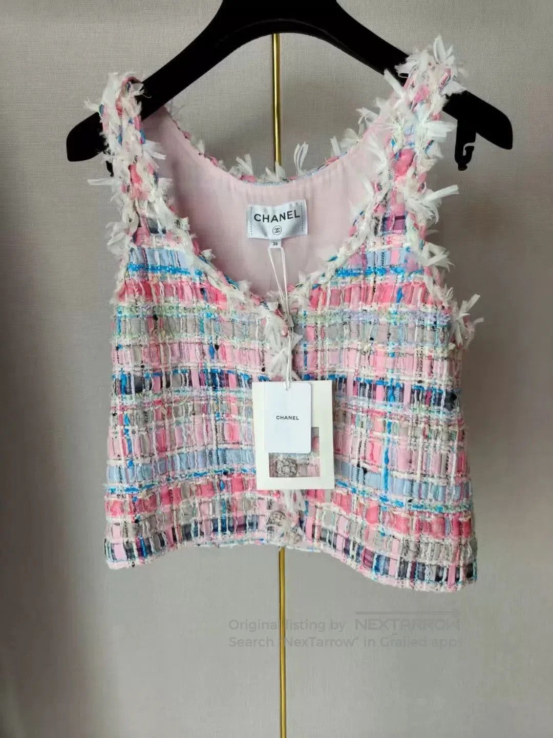 Chanel Chanel Tweed Sleeveless Vest. Size US S / EU 44-46 / 1 - 3 Thumbnail