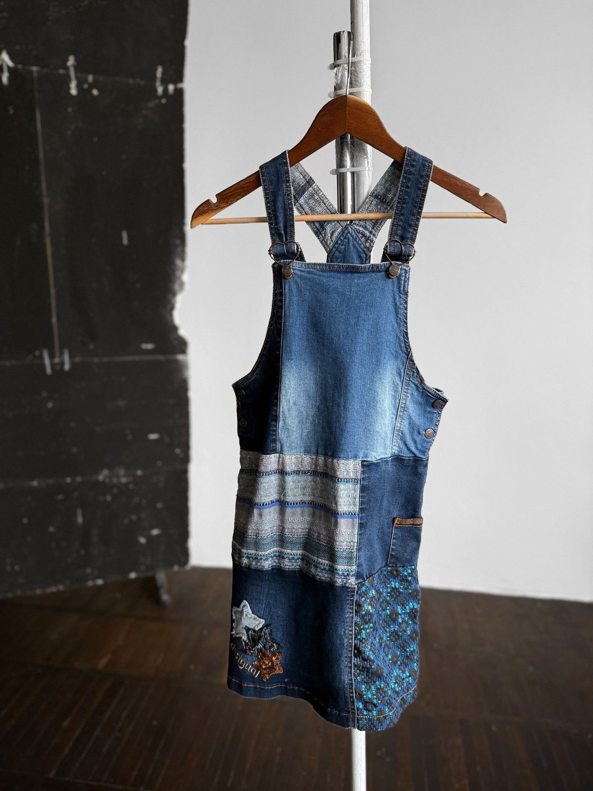 Desigual Desigual Kids Girls Denim Pinafore Dress Patchwork Blue Size XXS / US 00 / IT 34 - 2 Thumbnail