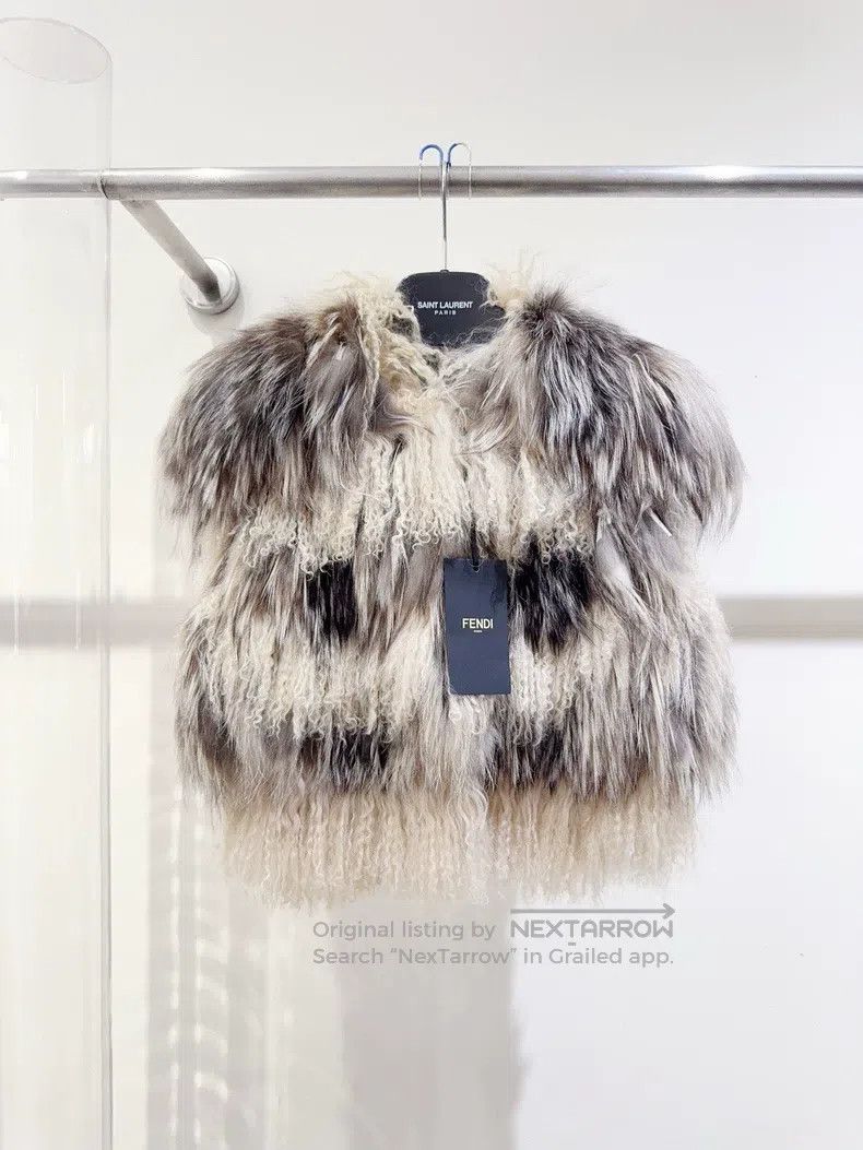 Fendi Fendi Fur Vest Size XXS / US 00 / IT 34 - 1 Thumbnail