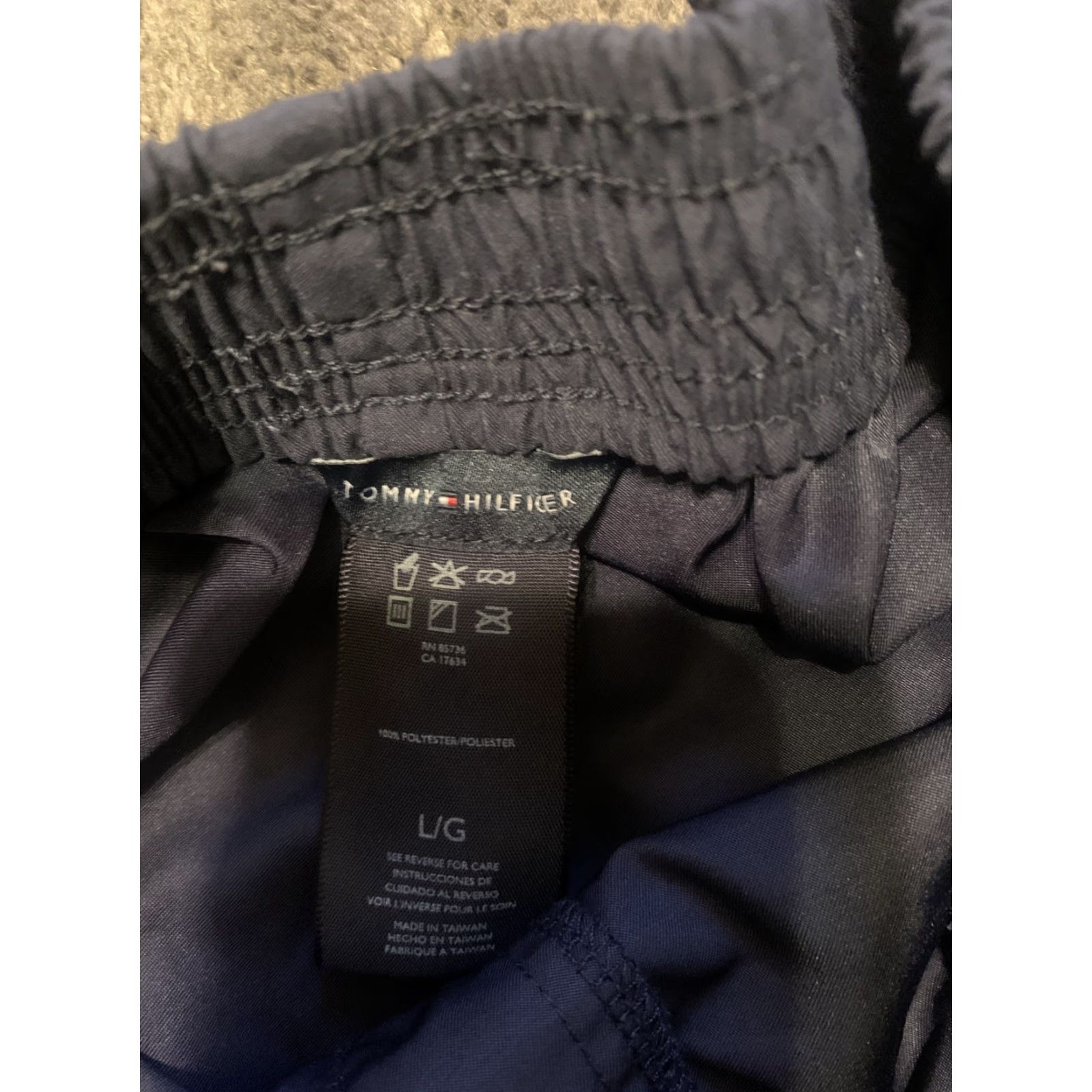 Tommy Hilfiger Tommy Hilfiger Running Shorts Blue Large Women L Activewear Nylon Polyester Sweat Shortings? Size 36" / US 14 / IT 50 - 3 Thumbnail