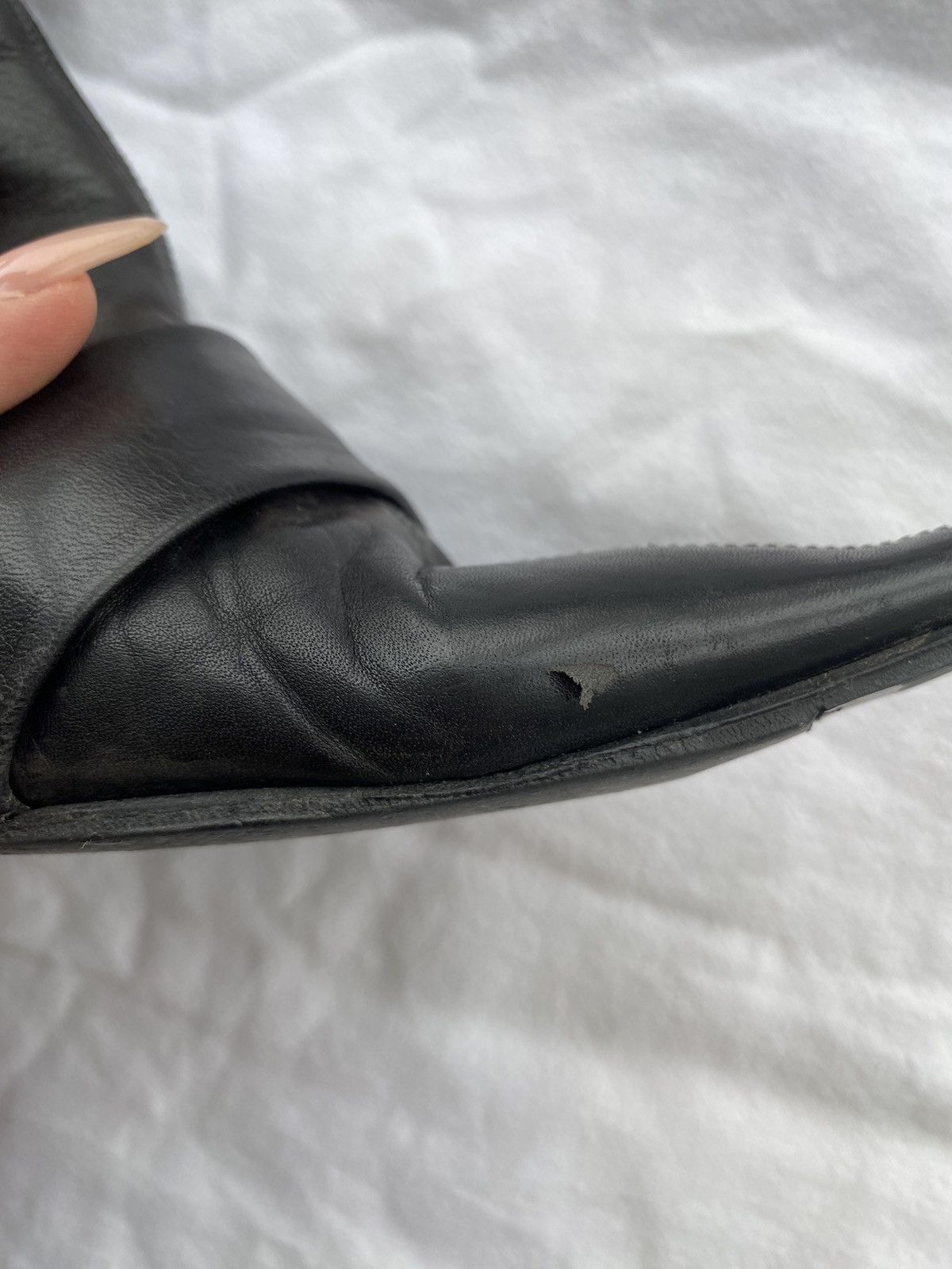 Vintage Vintage black mid-calf pointed-toe heels Size US 5.5 / IT 35.5 - 4 Thumbnail