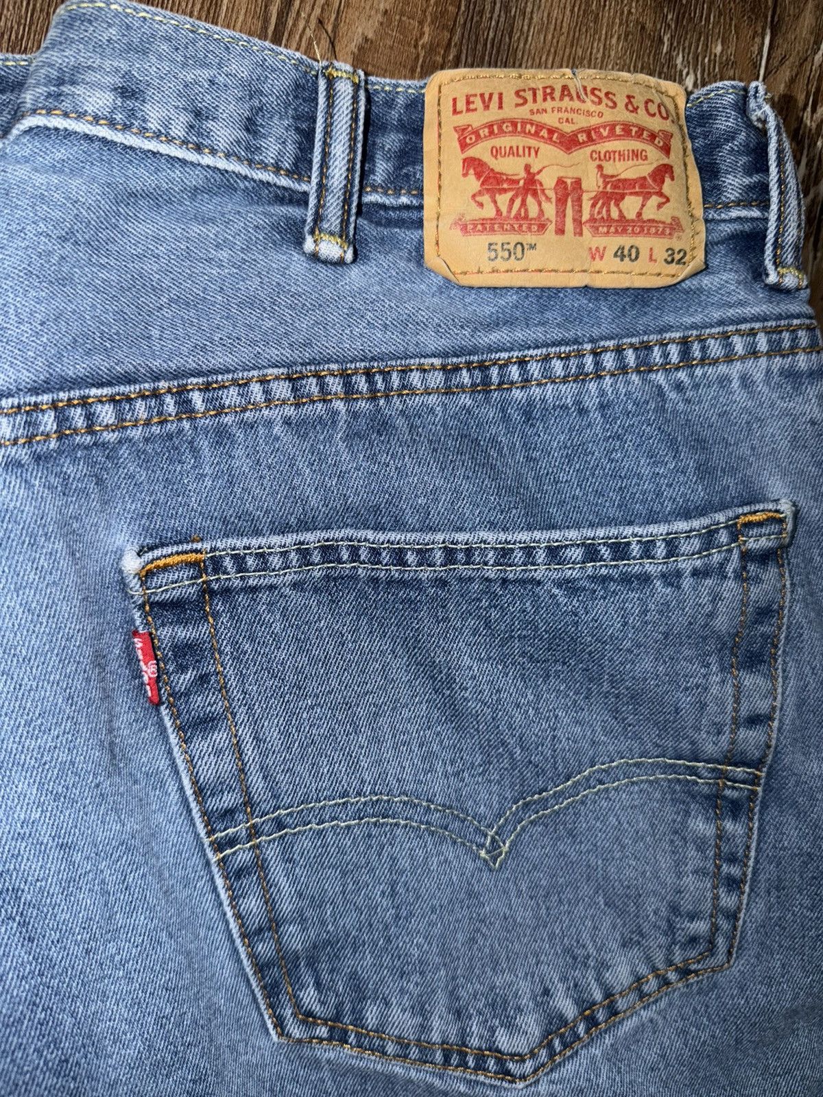 Levi's Levi's Jeans 40x32 Style 550 Blue Denim Relaxed Casual Fit Size US 40 / EU 56 - 4 Thumbnail