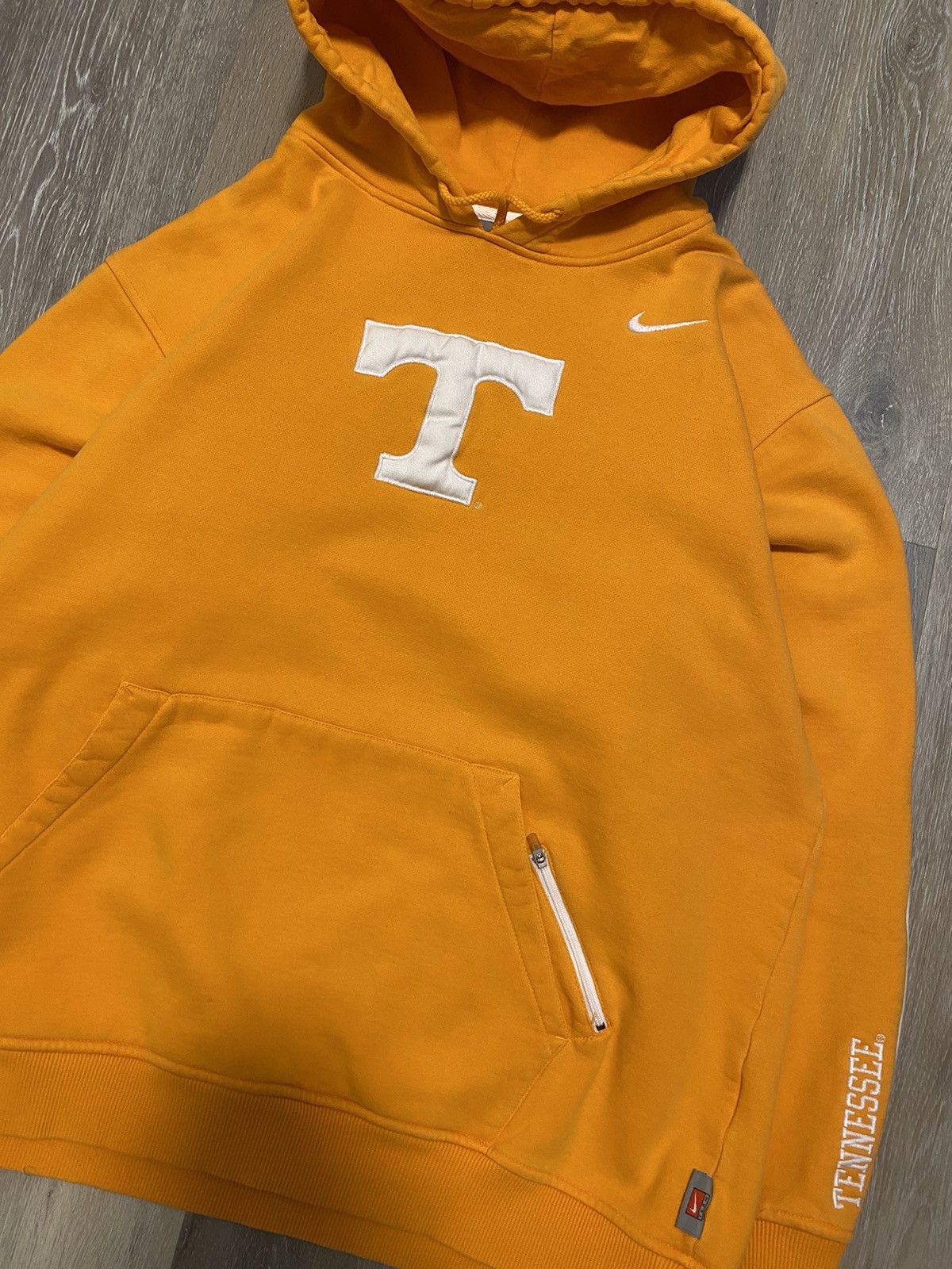Nike × Vintage NIKE VINTAGE BASIC LOGO OVERSIZE BOXY HOODIE Size US L / EU 52-54 / 3 - 1 Thumbnail