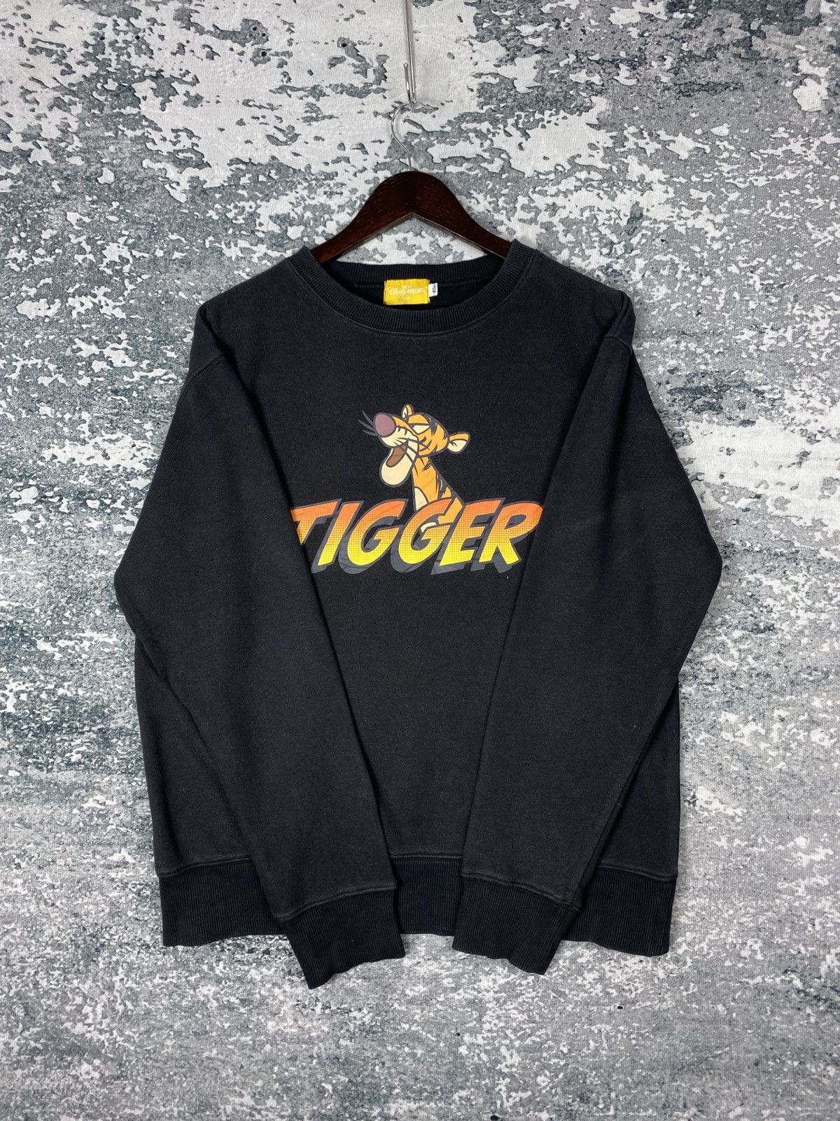 Disney Vintage Tiger x Disney Crewneck Faded Sweatshirts Size US L / EU 52-54 / 3 - 7 Thumbnail