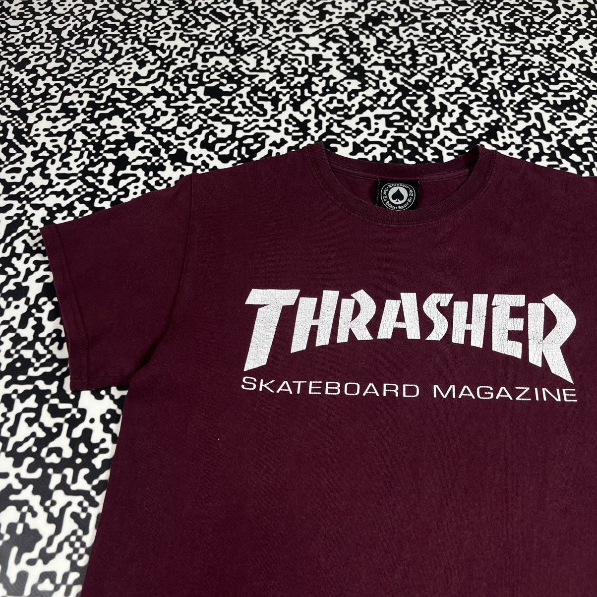 Thrasher Vintage Y2K Thrasher Big Logo SK8 Skateboard Magazine Tshirt Size US S / EU 44-46 / 1 - 5 Thumbnail