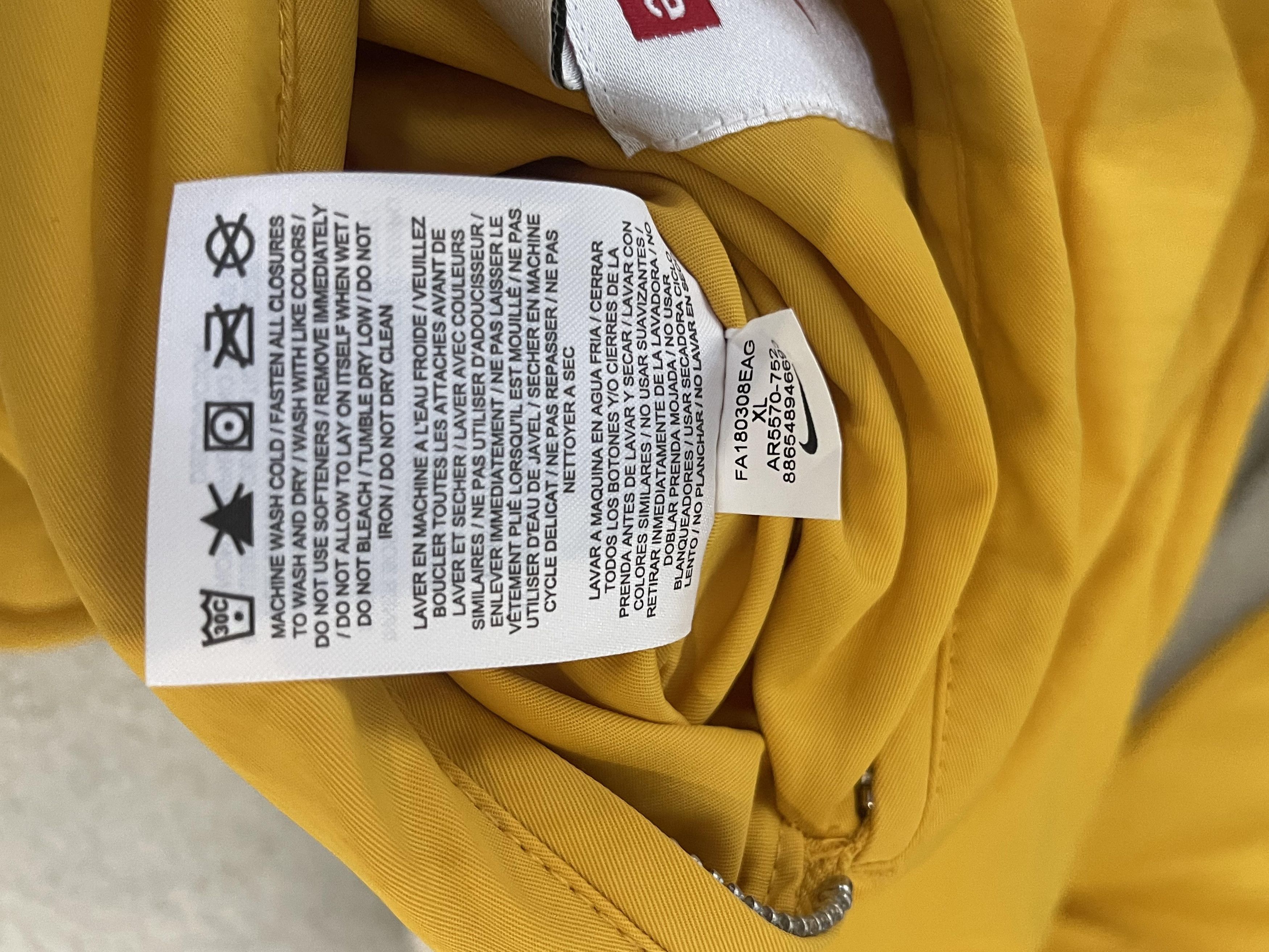 Nike × Supreme Nike x Supreme Reversible Fleece Vest Size US XL / EU 56 / 4 - 9 Thumbnail