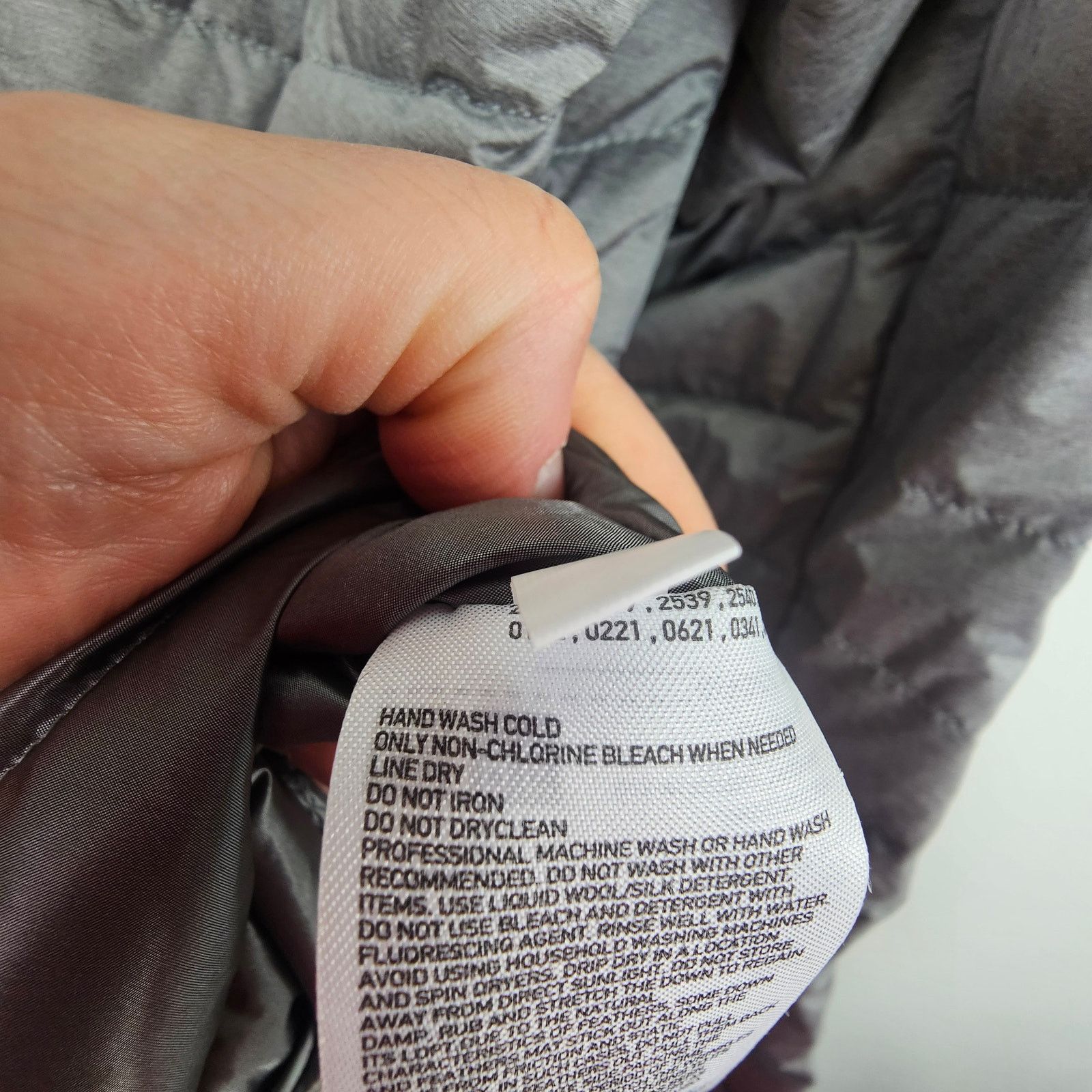 Uniqlo Uniqlo Mens Ultra Light Down Puffer Jacket Sz XL Extra Warm Size US XL / EU 56 / 4 - 10 Thumbnail