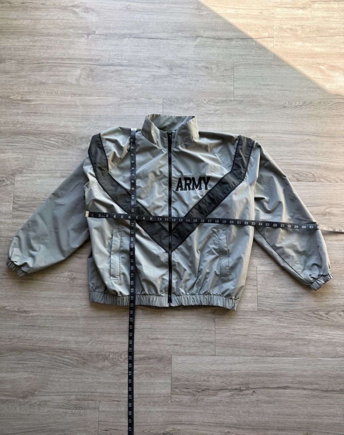 Vintage Vintage Army Reflective Cropped Bomber Jacket Size US M / EU 48-50 / 2 - 4 Thumbnail