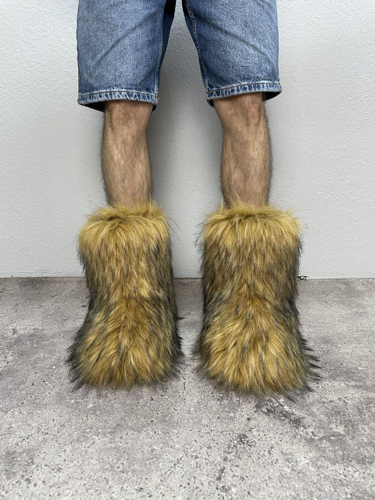 If Six Was Nine Vintage Y2K Balenciaga Style Fur Faux Leather Biker Boots Size US 9 / EU 42 - 1 Thumbnail