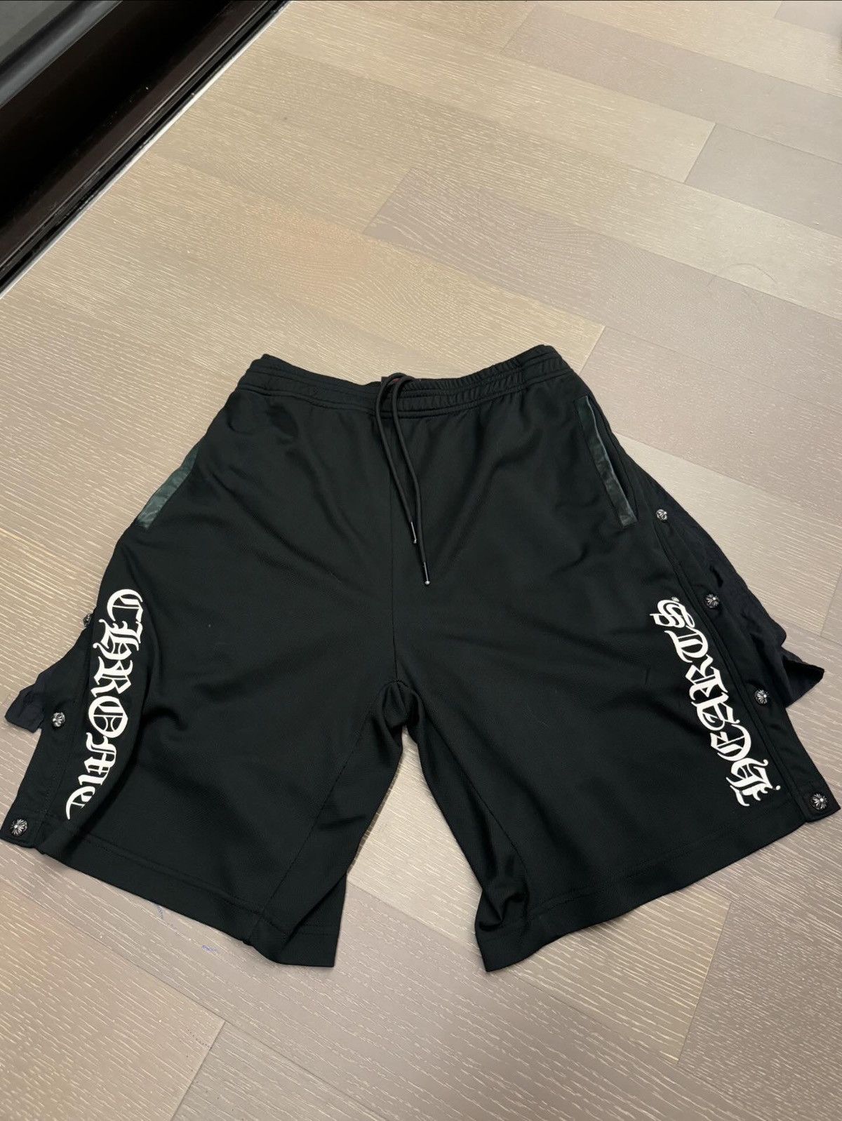 Chrome Hearts Chrome hearts tennis shorts Size US 32 / EU 48 - 1 Thumbnail