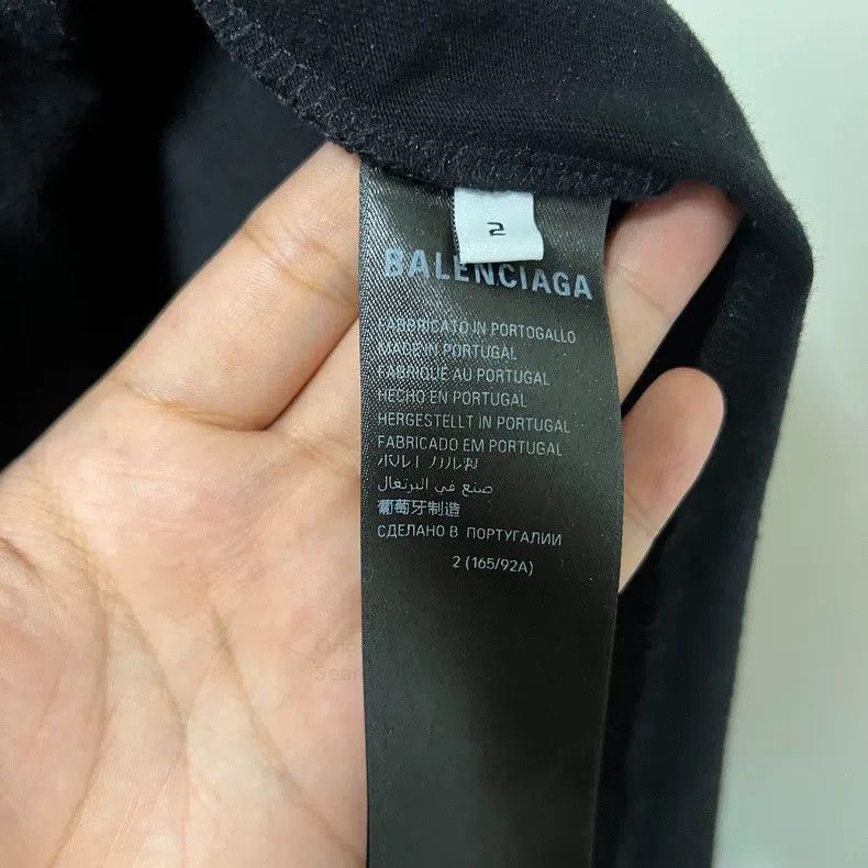 Balenciaga Balenciaga Manchester United Embroidered Soccer Short Slee Size US M / EU 48-50 / 2 - 4 Thumbnail
