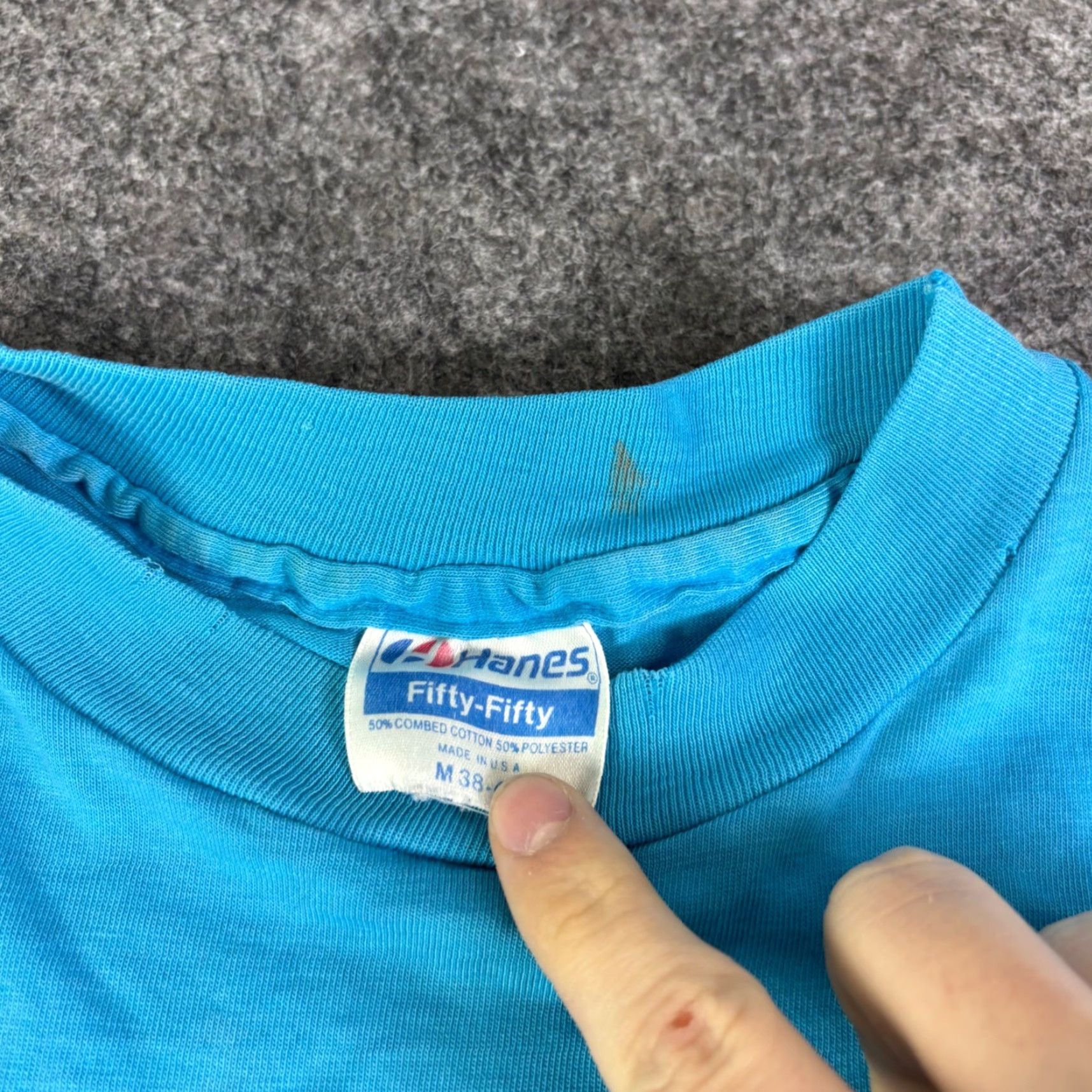 Vintage VINTAGE Hanes Fifty-Fifty T-Shirt Blue 1980s M Men Short Sleeve Graphic Tee Sportswear Decade 1980s Original Size US M / EU 48-50 / 2 - 5 Thumbnail