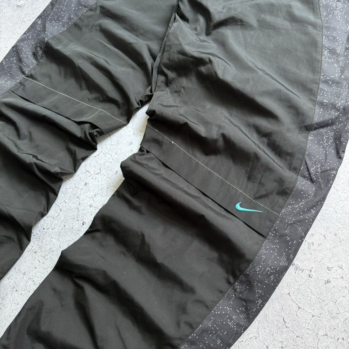 Nike × Vintage Nike Track Set Vintage Jacket and Pants Suit Retro Style Y2K Size US 32 / EU 48 - 20 Thumbnail