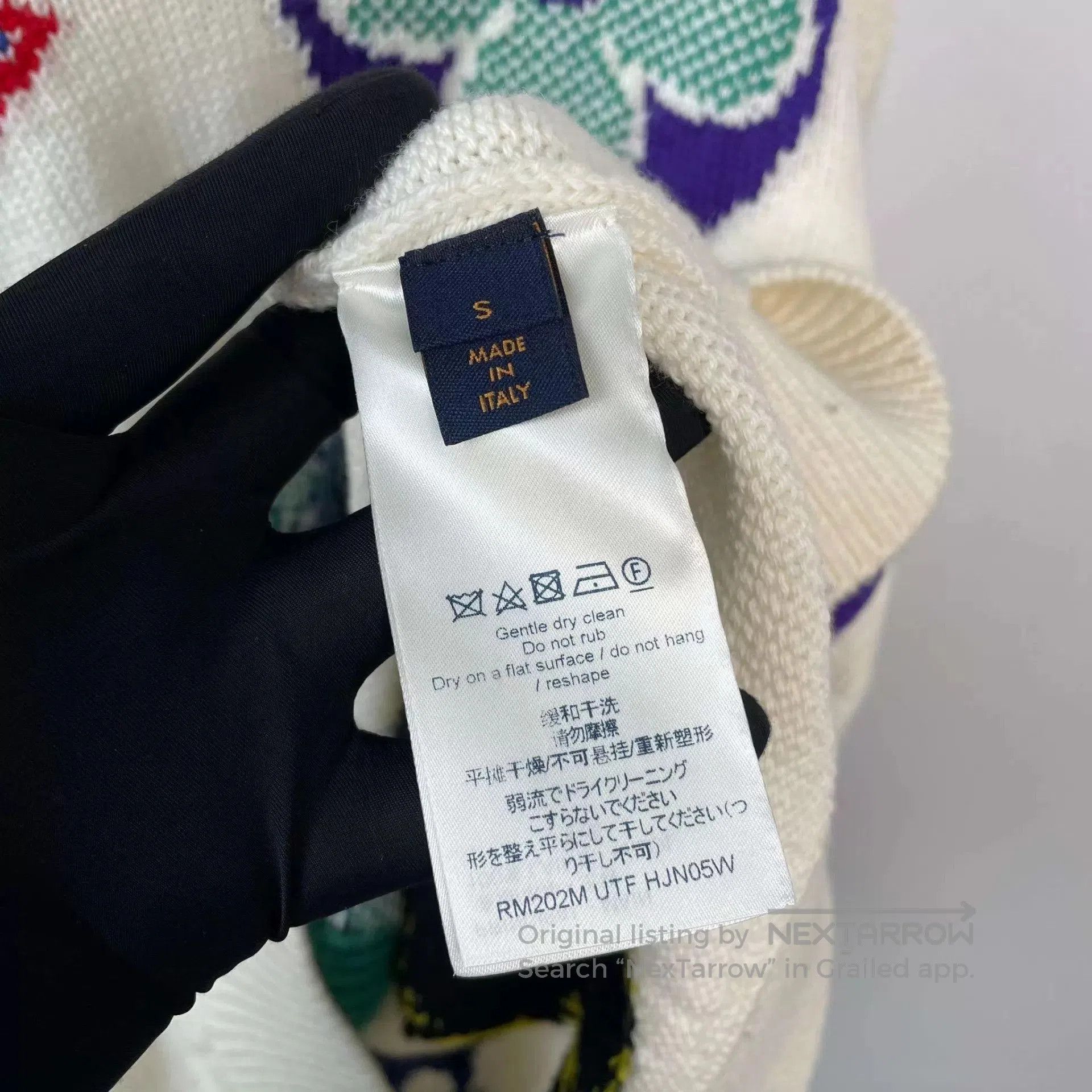 Louis Vuitton Multi-Color Floral Pattern Long Sleeve Sweater. Size US S / EU 44-46 / 1 - 4 Thumbnail