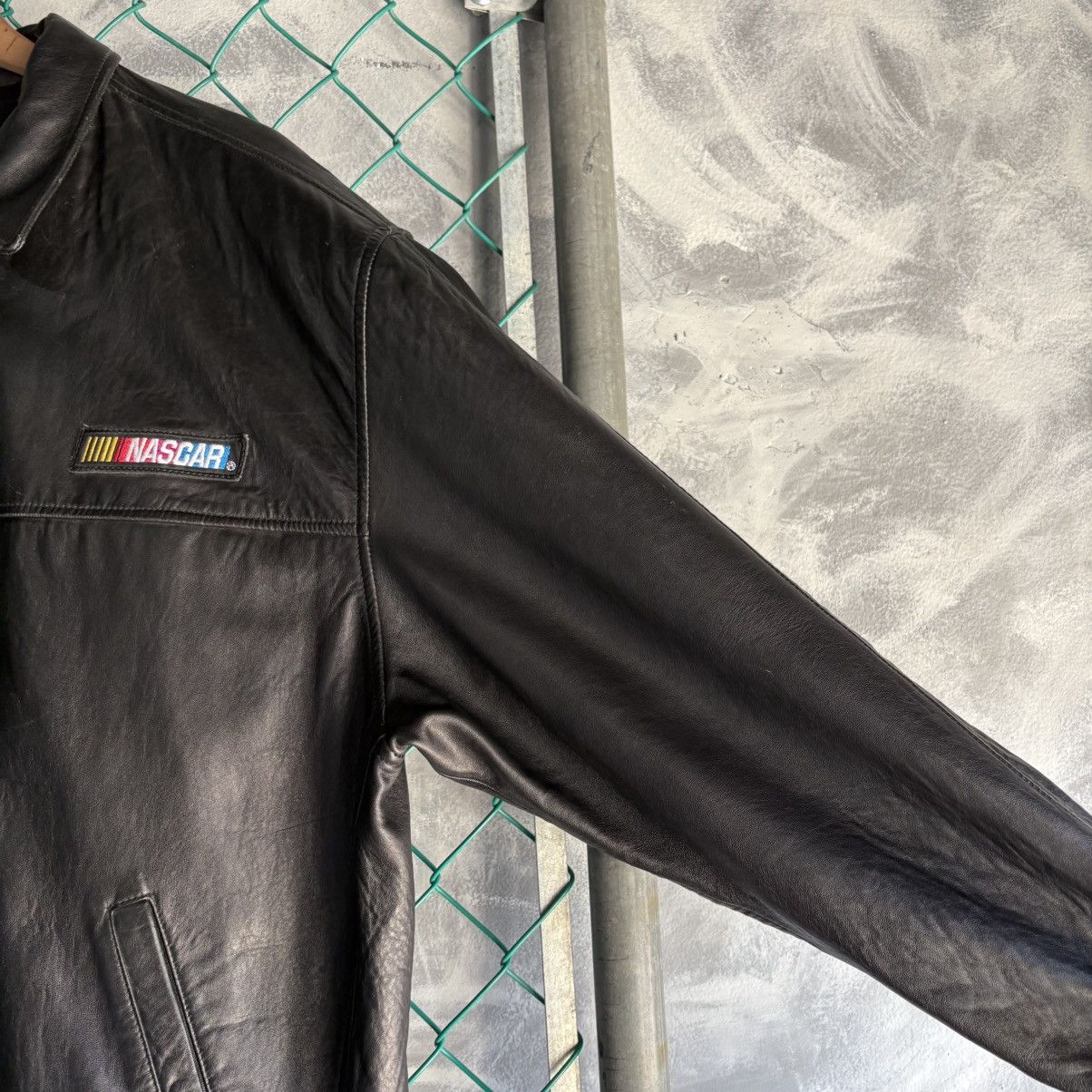 NASCAR Vintage Men’s Sz 2XL Nascar 2000 Genuine Leather Jacket Size US XXL / EU 58 / 5 - 4 Thumbnail