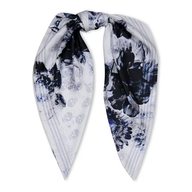 Alexander McQueen o1g2r1mq0824 Size: OS / Chiaroscuro Shawl in Multicolor Size ONE SIZE - 1 Thumbnail