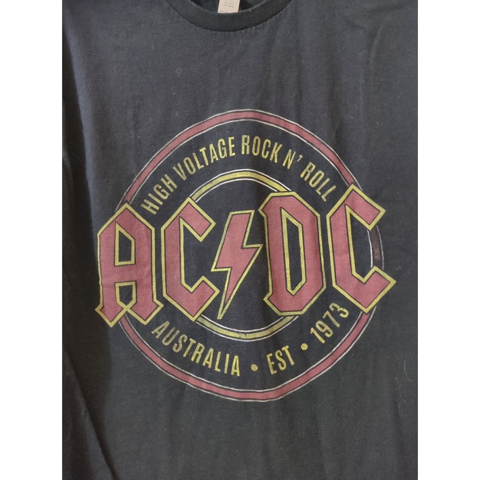 Gildan AC DC Est.1973 T-Shirt Short Sleeve Cotton Black Medium Gildan Shirt Men Regular Size M Size US M / EU 48-50 / 2 - 2 Thumbnail