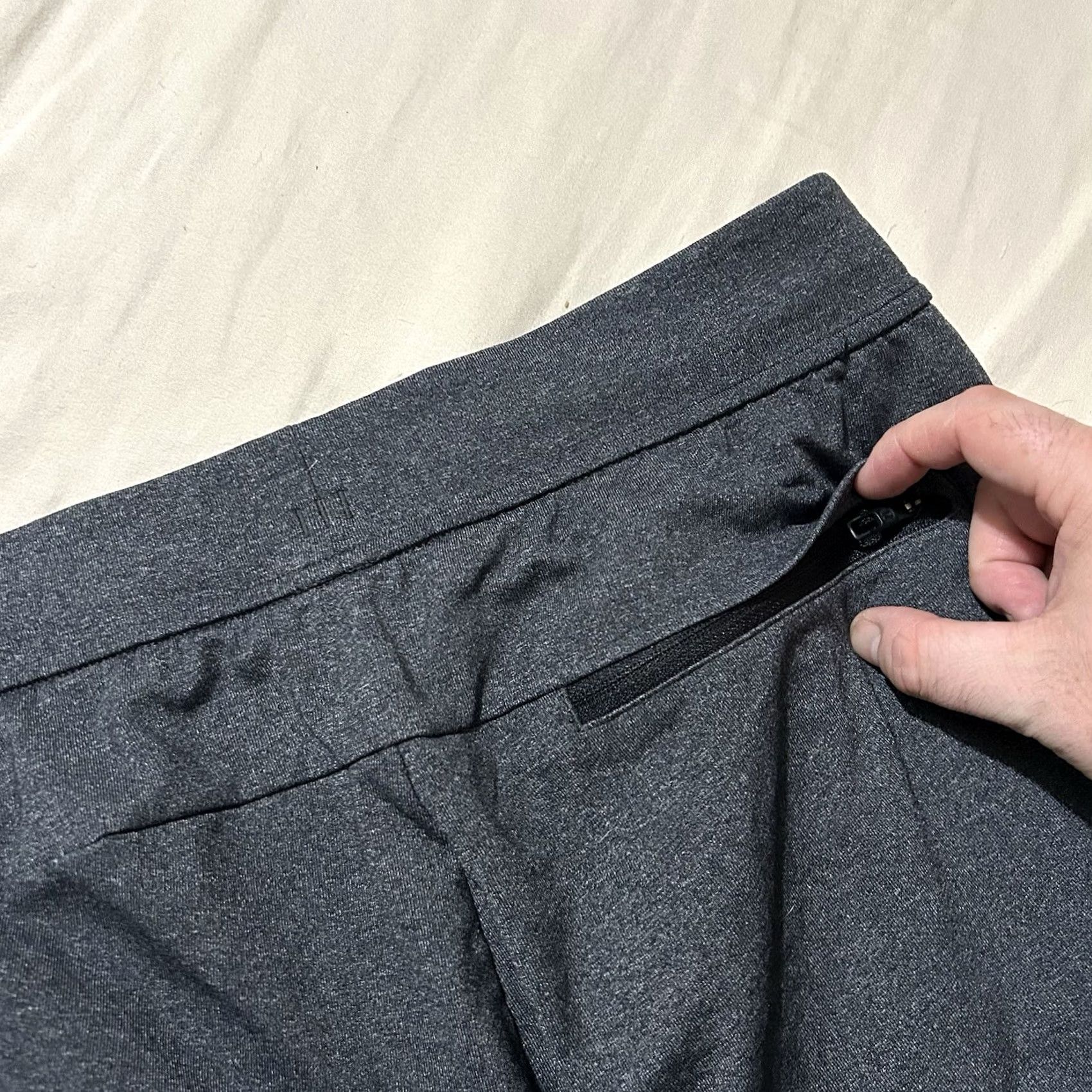 Lululemon Lululemon Intent Sweatpants Jogger Gray Size S Men Regular Pants Activewear Size US 29 - 4 Thumbnail