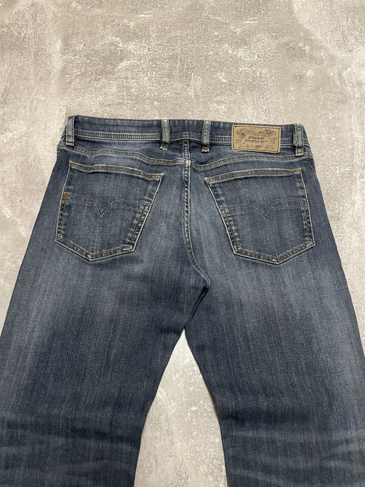 Diesel Vintage Diesel Distressed Denim Jeans Pants 32 Y2K Size US 32 / EU 48 - 2 Thumbnail