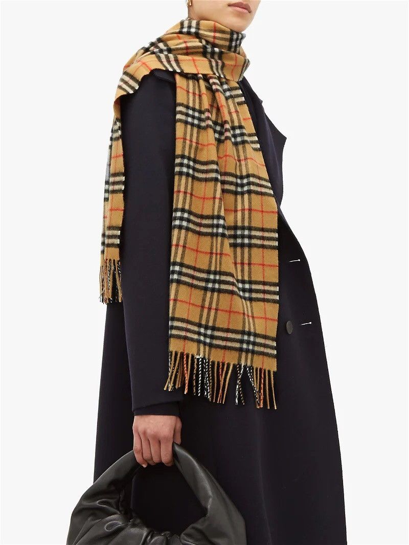 Burberry Vintage Burberrys Of London Lambswool Scarf Made In England Size ONE SIZE - 4 Thumbnail
