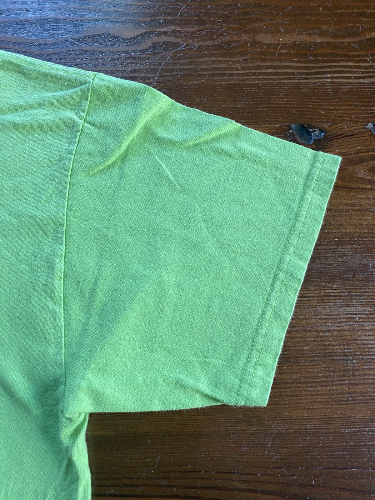 Vintage Vintage 2002 Y2K Roswell UFO Festival Alien Green Tee Size US L / EU 52-54 / 3 - 14 Thumbnail