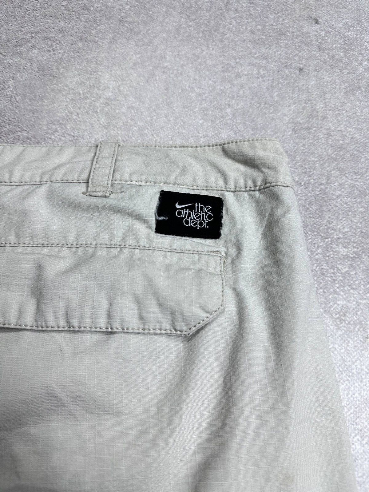 Nike Vintage 90s Nike Cargo Bermuda Shorts L Rare Size US 34 / EU 50 - 5 Thumbnail