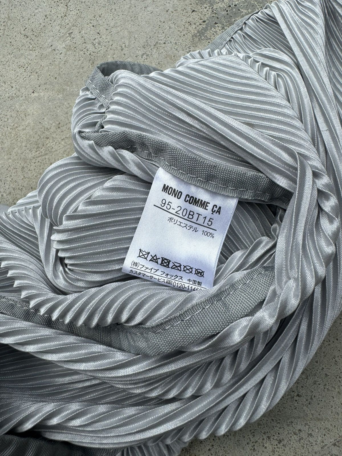 Designer × Issey Miyake × Japanese Brand Pleated Carry Bag Inspired Issey Miyake by Mono Comme ca Size ONE SIZE - 8 Thumbnail