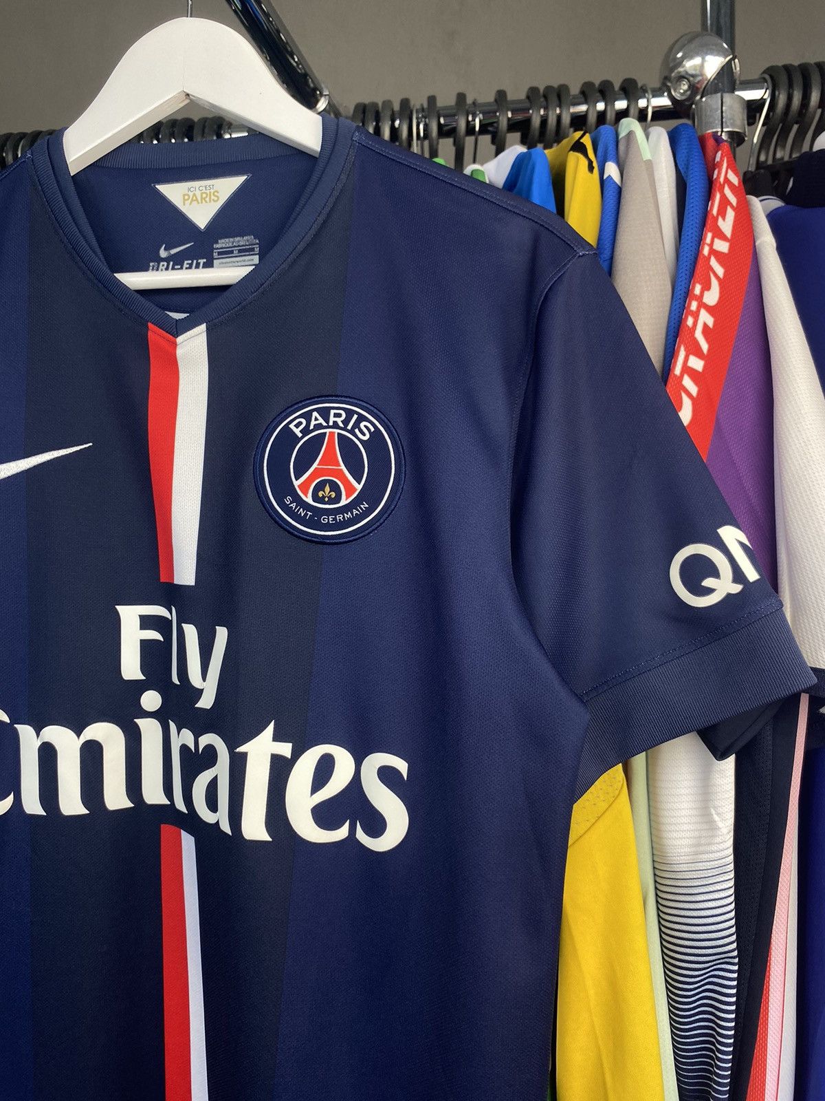 Nike 2014/15 NIKE PARIS SAINT GERMANY HOME SOCCER FOOTBALL JERSEY Size US M / EU 48-50 / 2 - 4 Thumbnail