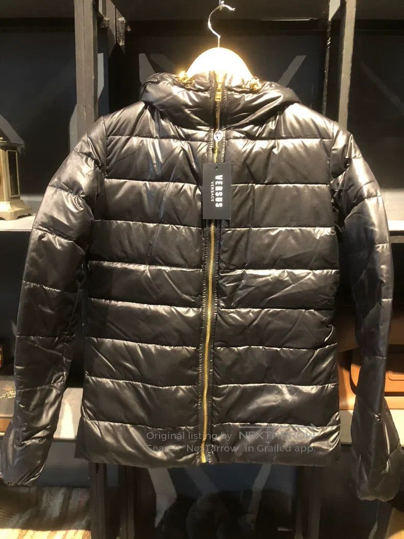 Versace Versace Women's reversible down jacket jacket Size S / US 4 / IT 40 - 2 Thumbnail