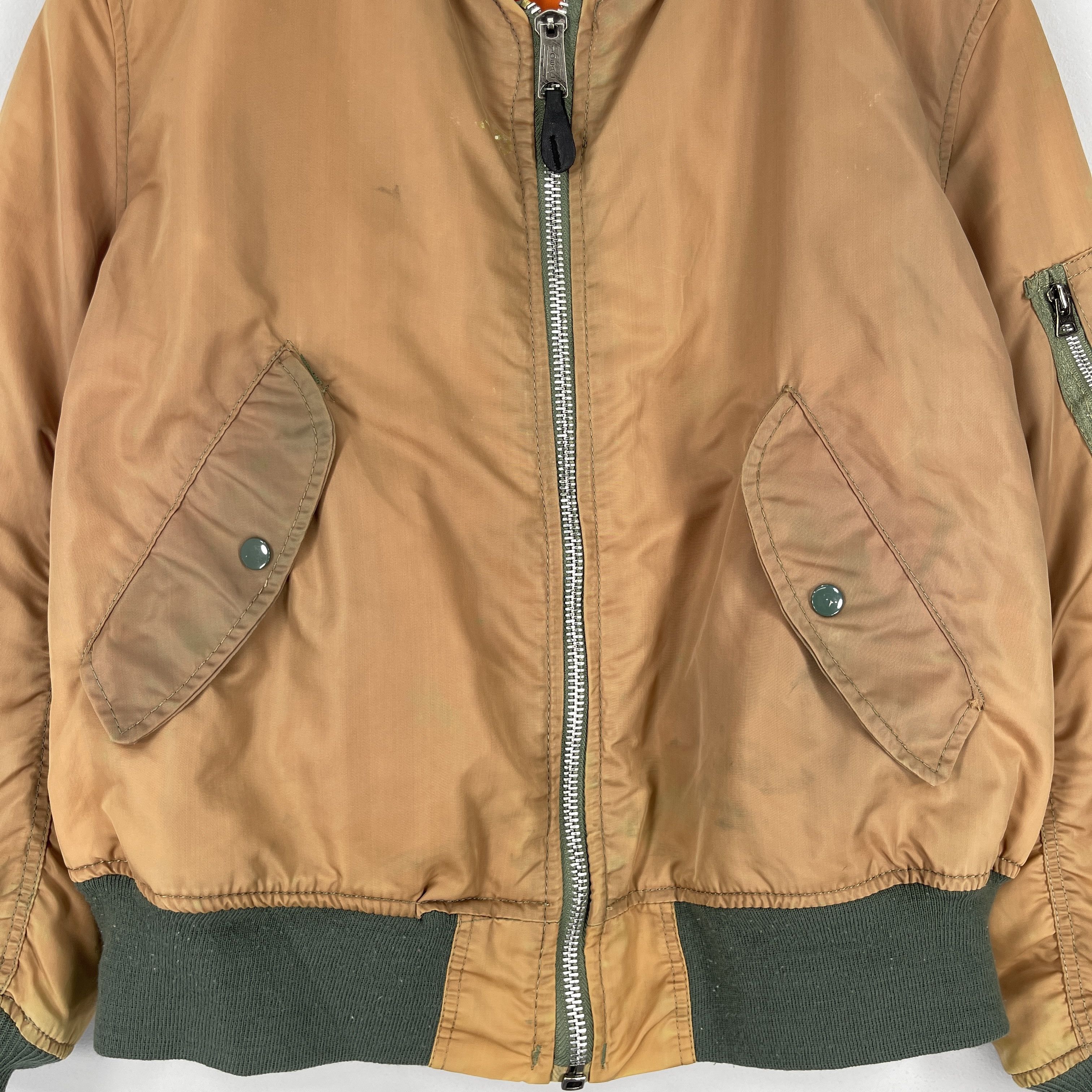 Alpha Industries Vintage ALPHA INDUSTRIES Ma-1 Flight Distressed Jacket Size US M / EU 48-50 / 2 - 2 Thumbnail