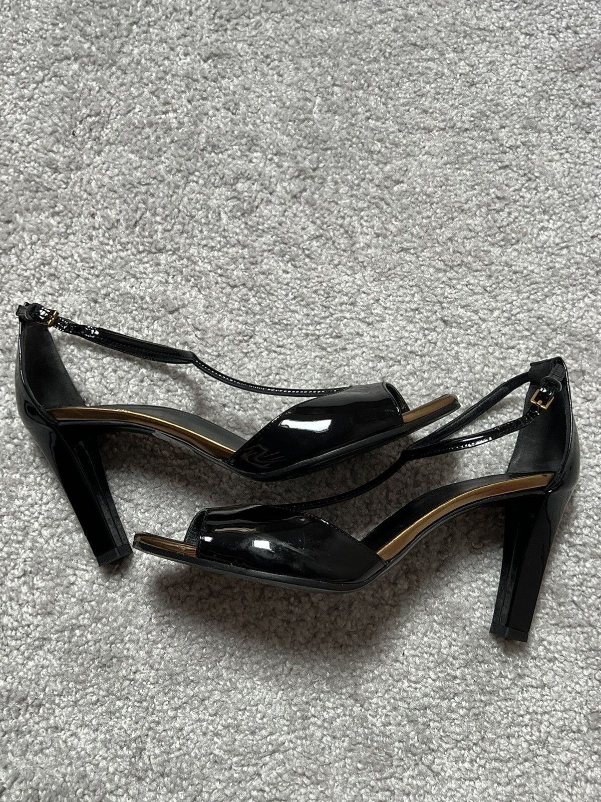 Gucci Gucci 110mm T-Strap Patent Leather Heels Size 38 Size US 7 / IT 37 - 6 Thumbnail