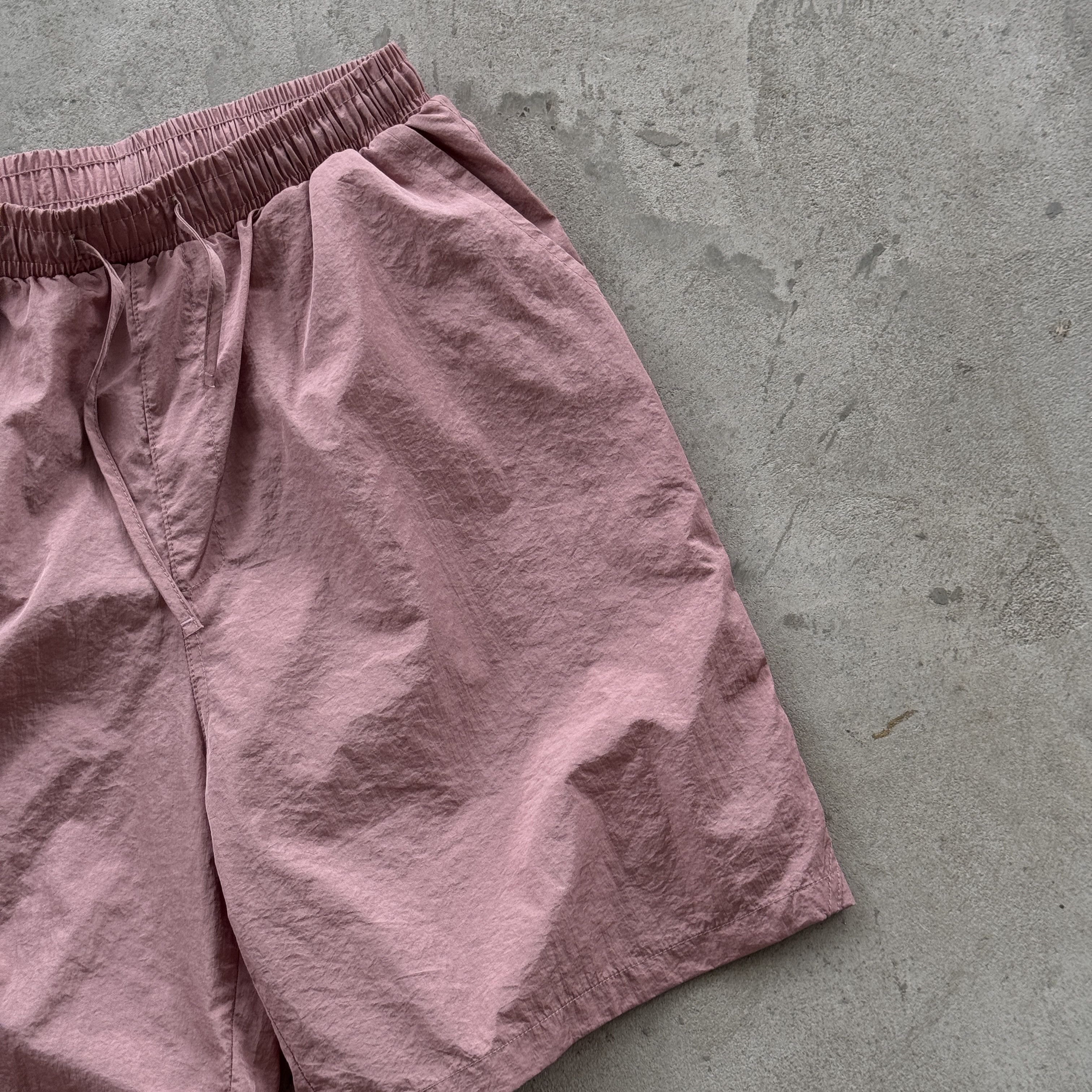 Vintage Unbranded Pink Nylon Drawstring Shorts Men Casual Running Size US 34 / EU 50 - 3 Thumbnail