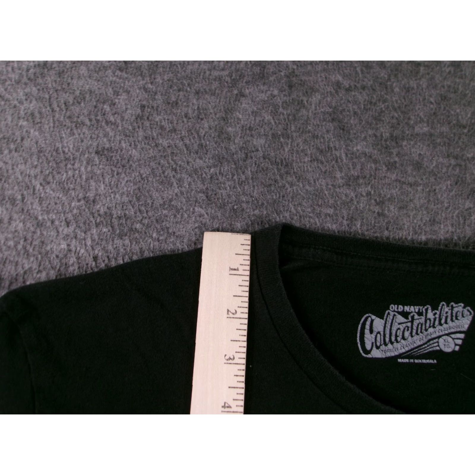 Old Navy Star Wars Shirt Men Extra Large Black Luke Vader Lightsaber Clash Old Navy Size US XL / EU 56 / 4 - 5 Thumbnail