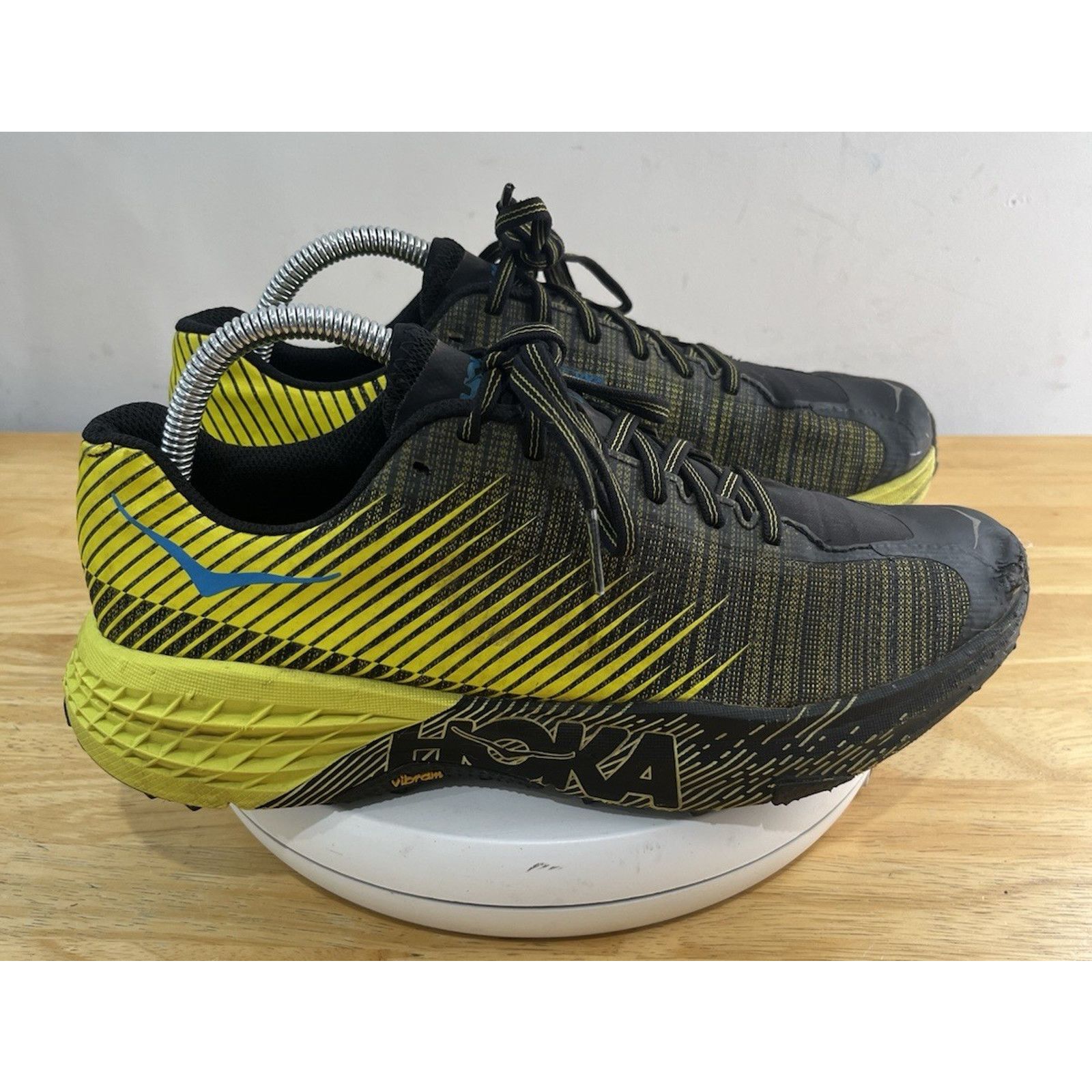 Hoka One One Men Speedgoat 6 Evo 1111430 Yellow Running Size 9 Shoes, Women's