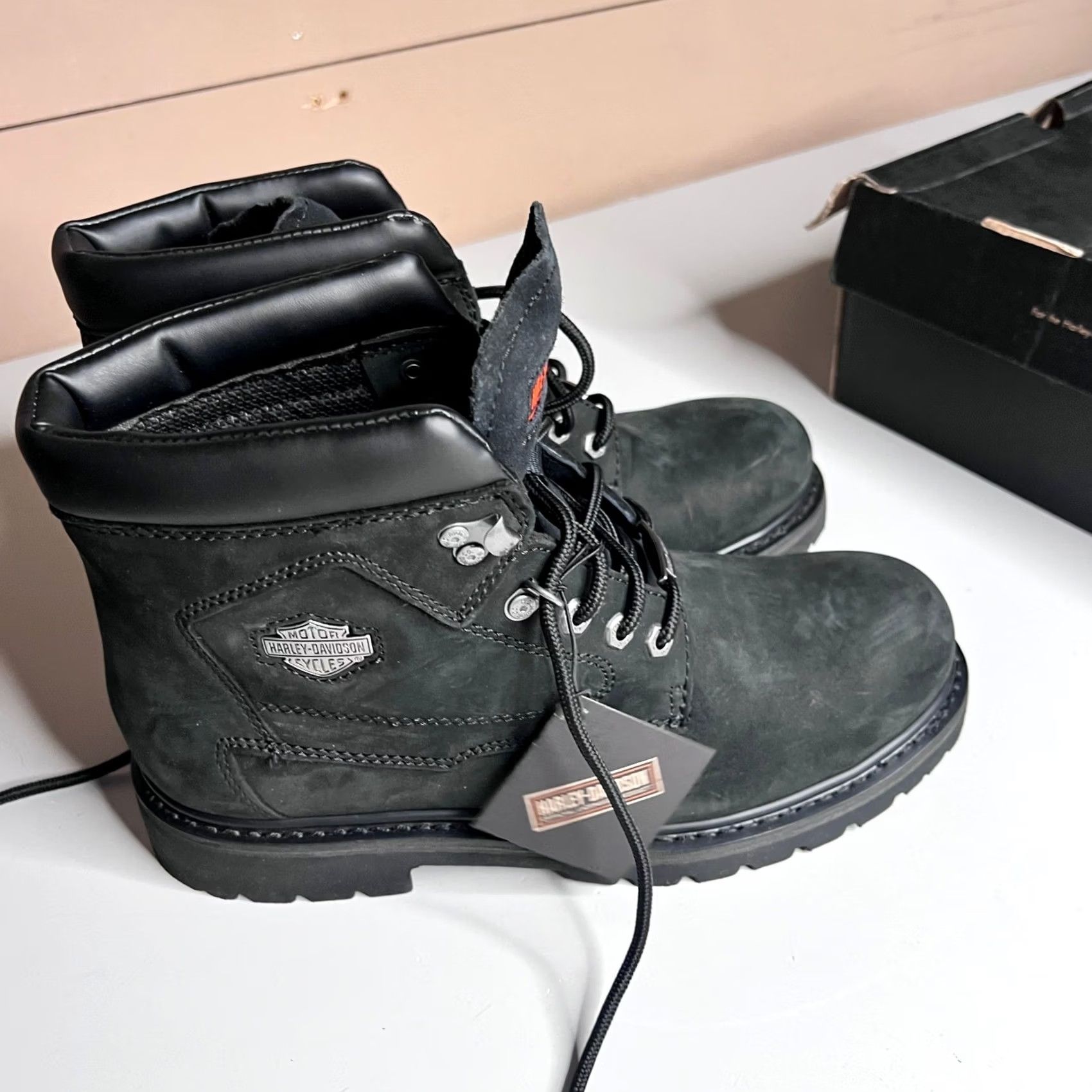 Harley Davidson Harley-Davidson Badlands Mens Leather Boots D91005 Black 10 NIB Rubber Outsole Non-Slip Lace Up Ankle Worn? Size US 9 / EU 42 - 6 Thumbnail