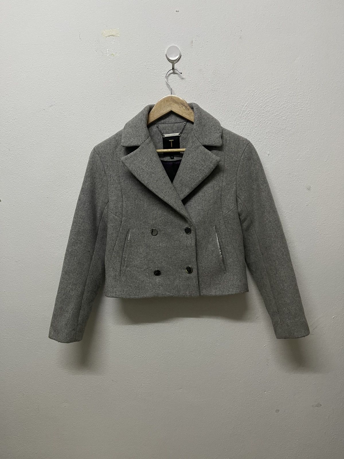 Ted Baker 2000s TED BAKER LONDON DOUBLE BREASTED CROP WOOL JACKET Size XS / US 0-2 / IT 36-38 - 2 Thumbnail