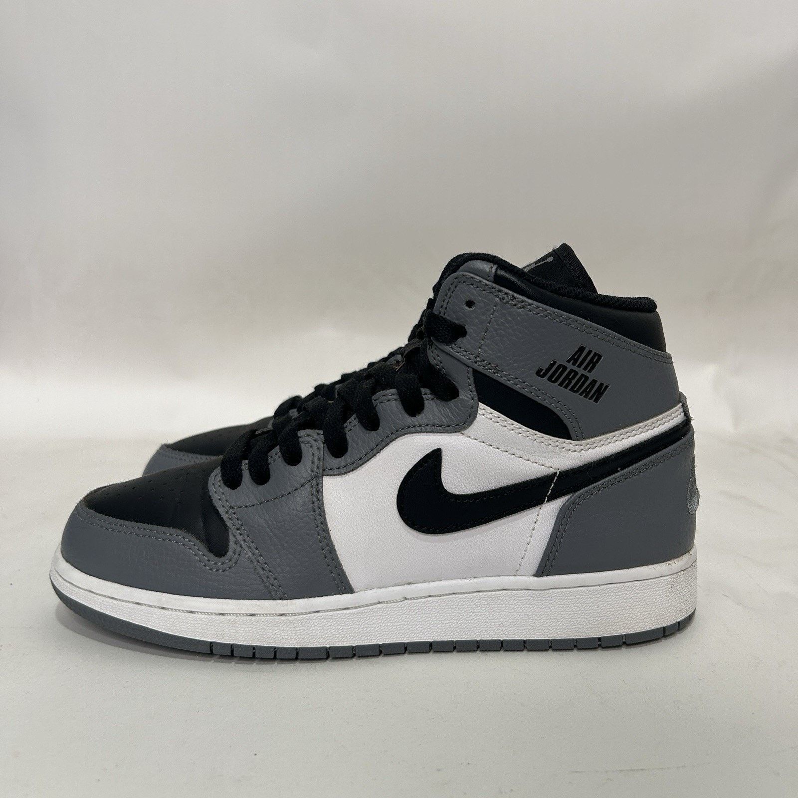 Nike Nike Air Jordan 1 Retro High BG “Cool Grey” Size US 7.5 / IT 37.5 - 6 Thumbnail