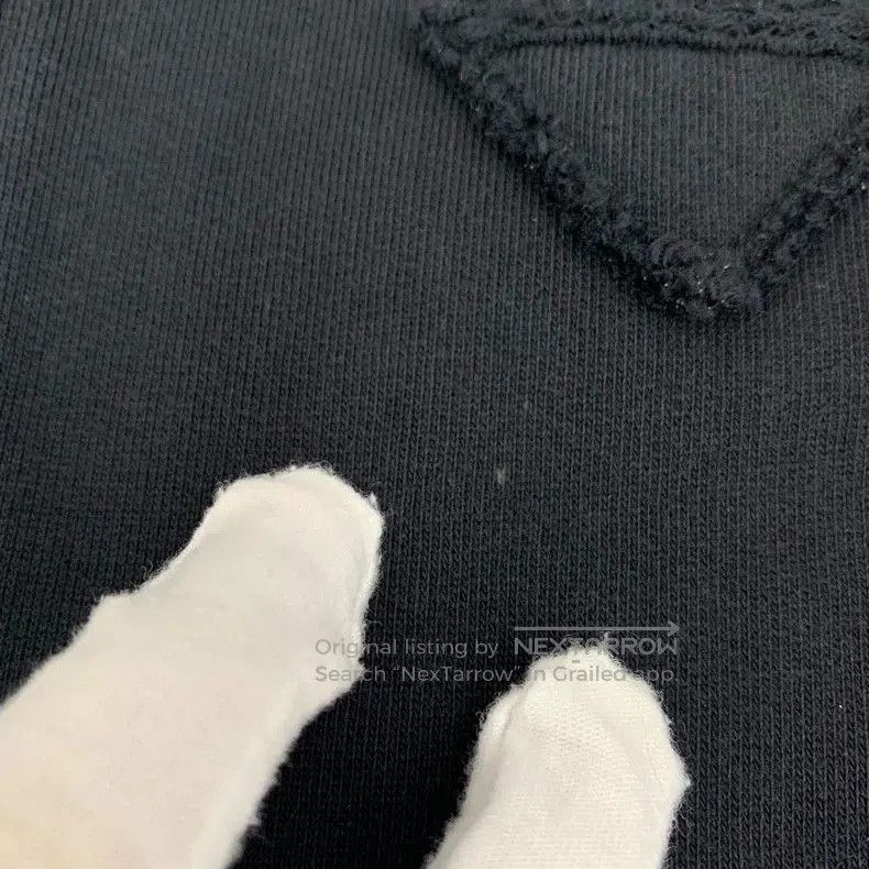 Prada Prada Black Triangle Logo Zip Hoodie. Size US XS / EU 42 / 0 - 9 Thumbnail