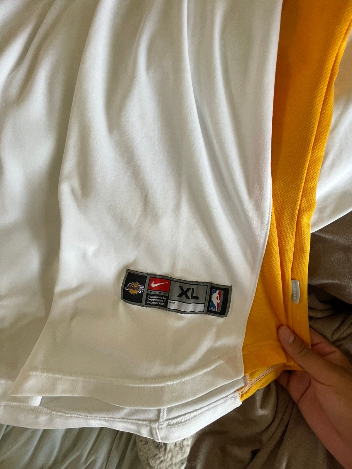 Nike Vintage Lakers warm up shirt Size US XL / EU 56 / 4 - 4 Preview