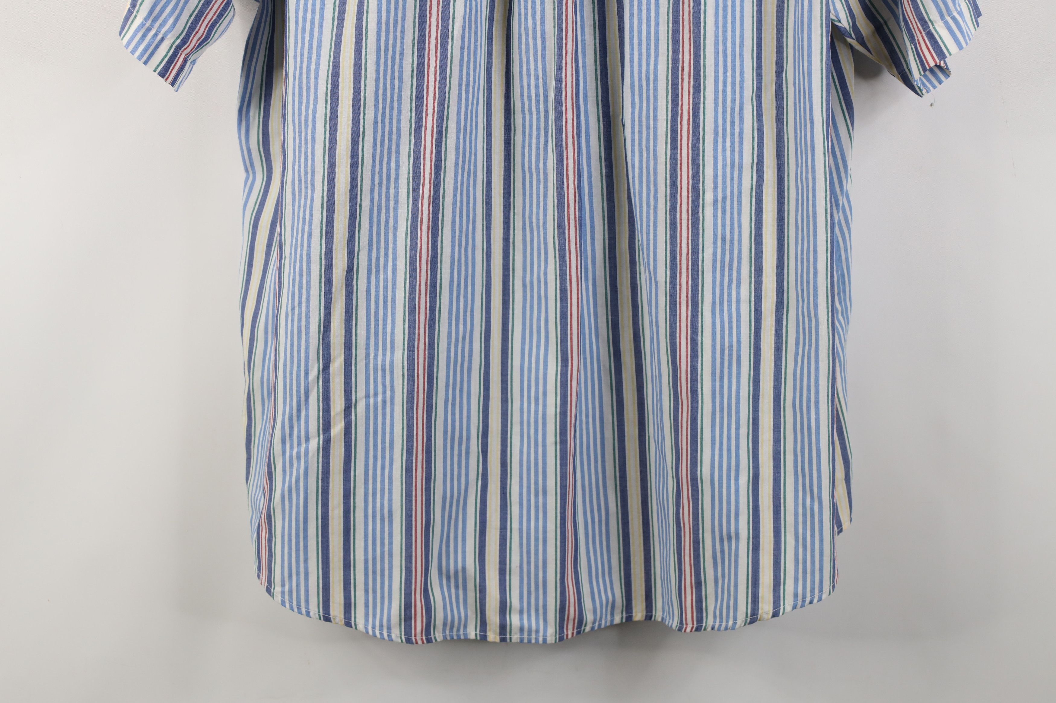 Vintage Vintage 90s Streetwear Short Sleeve Button Down Shirt Size US L / EU 52-54 / 3 - 13 Thumbnail