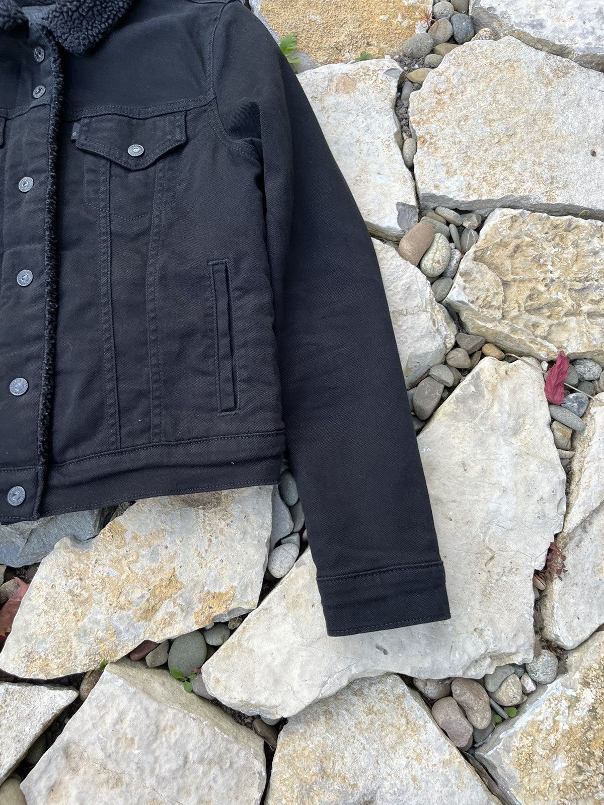 Levi's Levi’s sherpa trucker jacket denim full black levis gothic Size S / US 4 / IT 40 - 5 Thumbnail