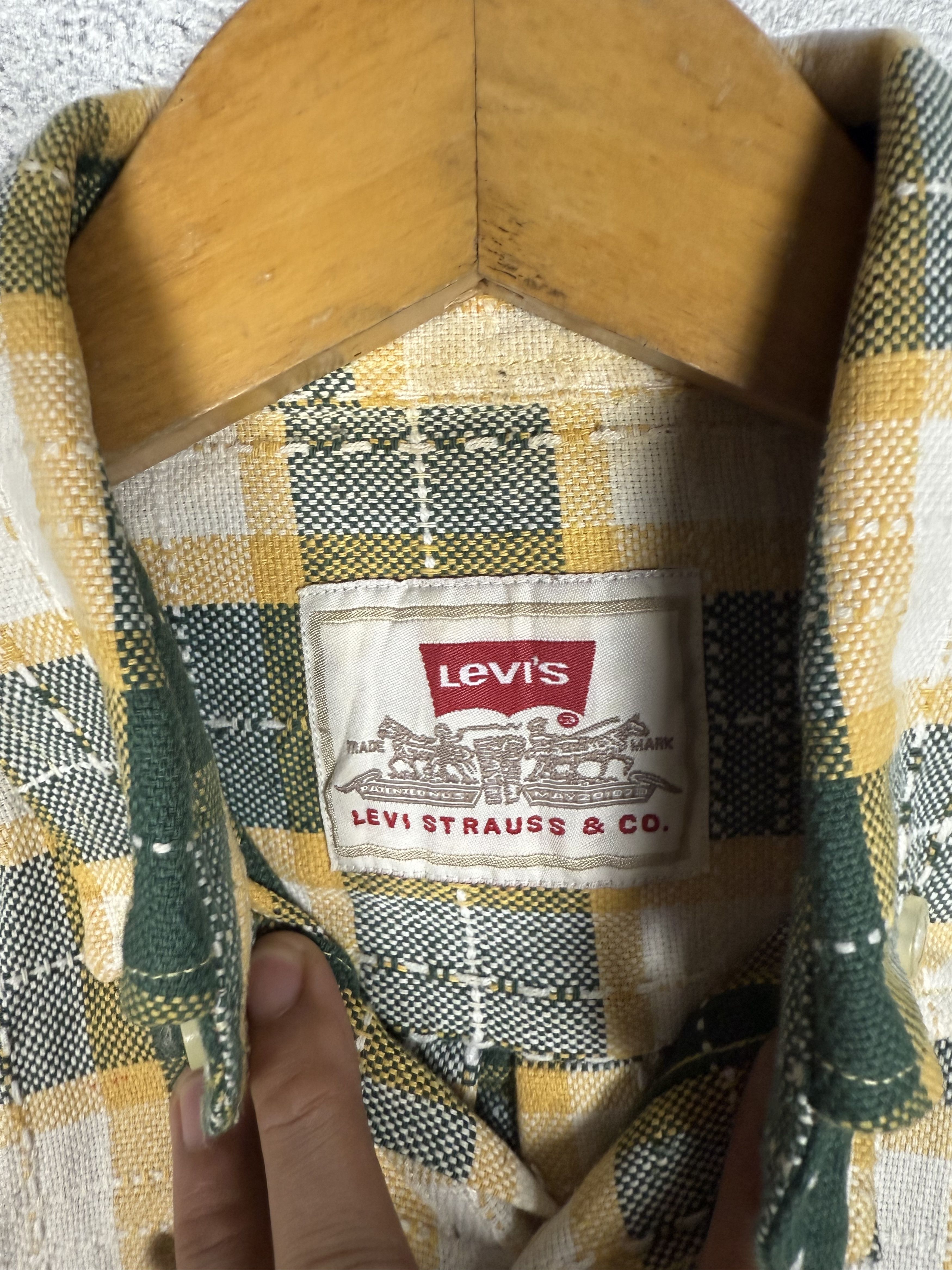Levi's Levi’s Woven Pattern Check Shirt with Stitch Detailing Size US S / EU 44-46 / 1 - 9 Thumbnail