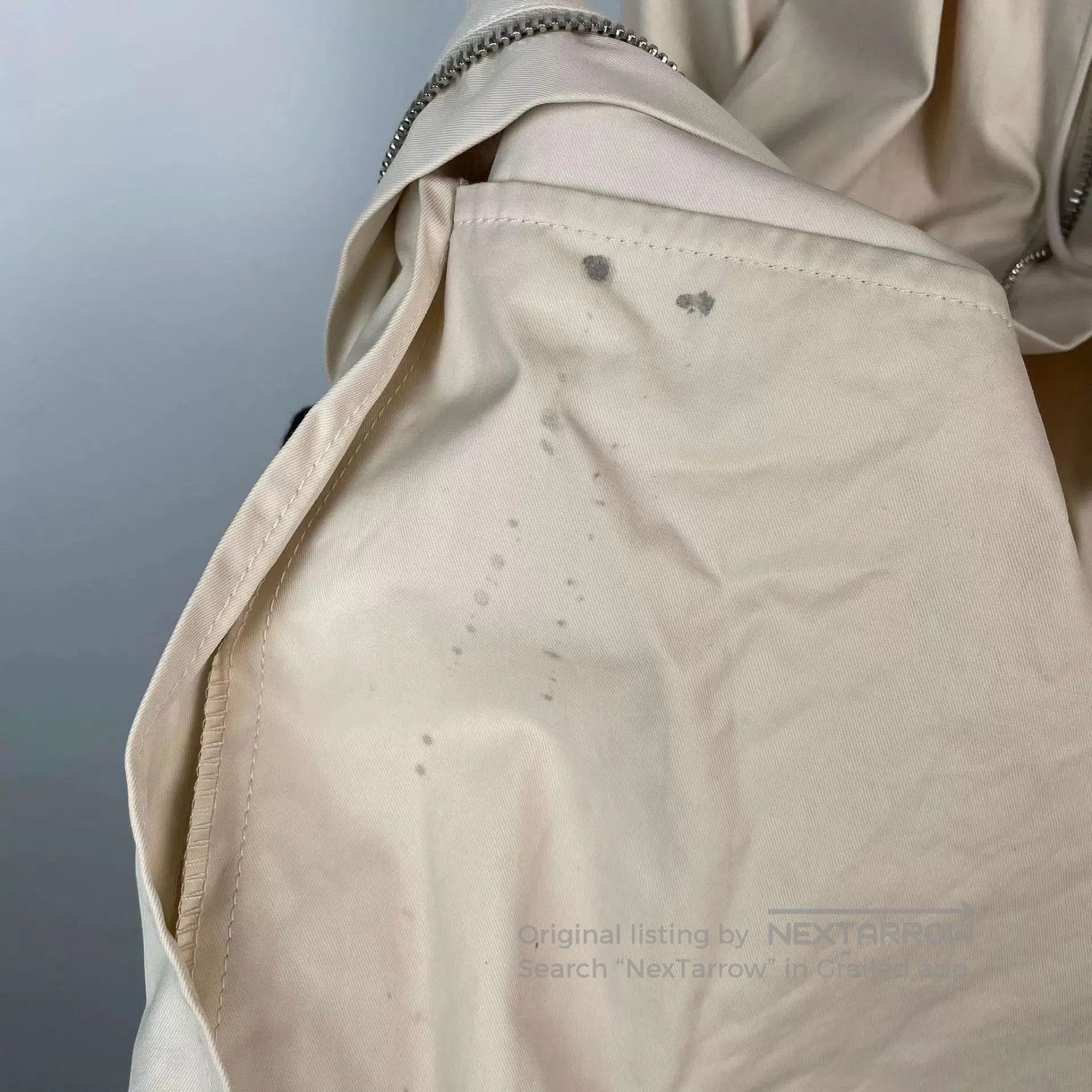 Burberry Beige Hooded Zip-Up Light Jacket. Size US XXS / EU 40 - 9 Thumbnail